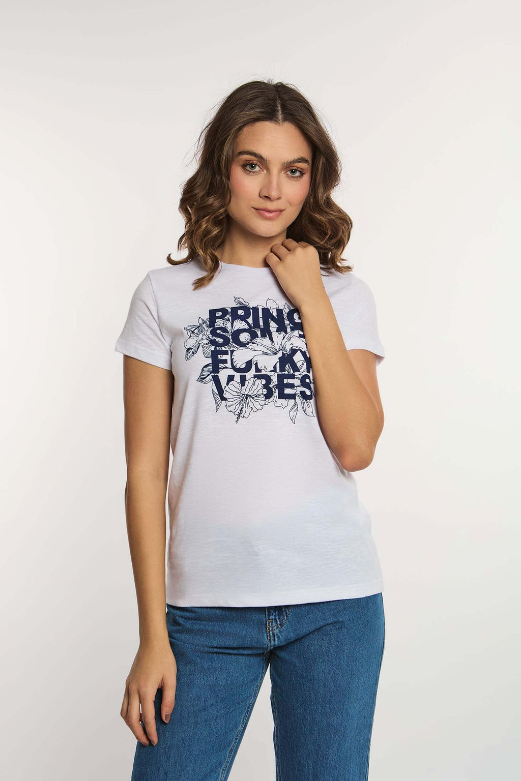 Women  T-Shirt Regular Fit With Short Sleeves White