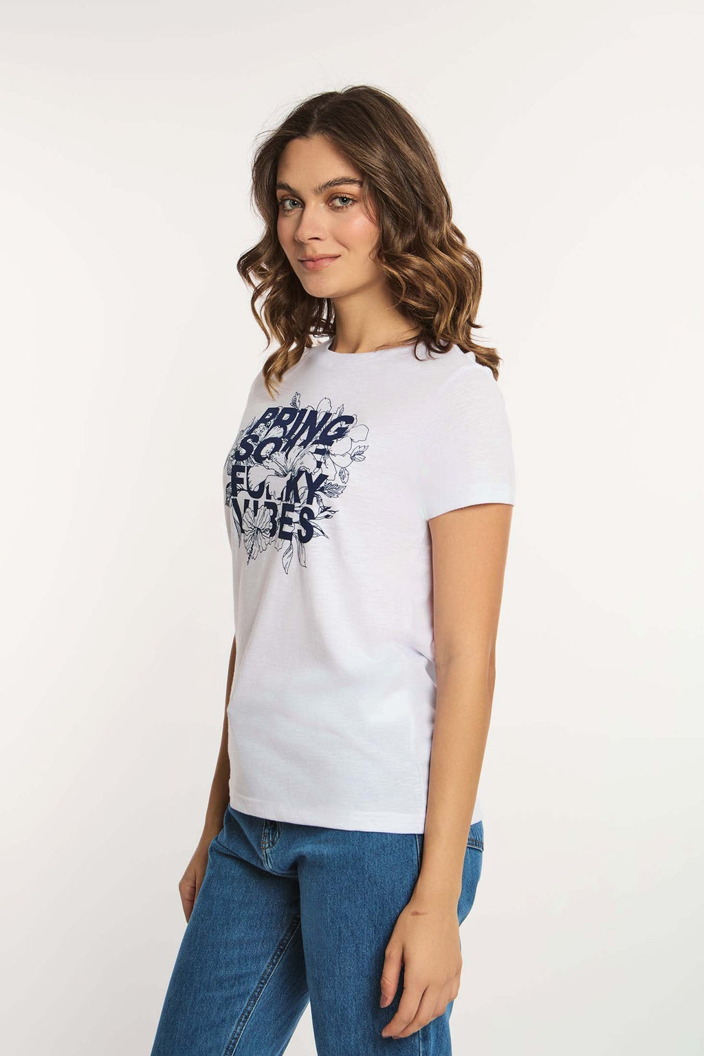 Women  T-Shirt Regular Fit With Short Sleeves White
