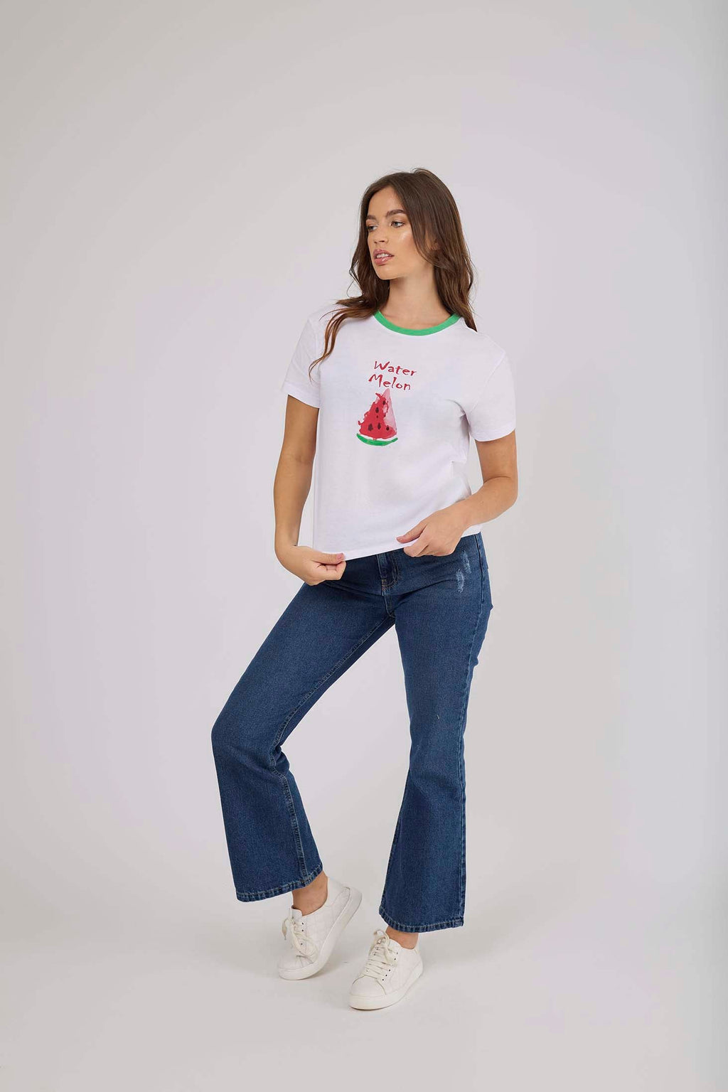 تيشيرت نسائي قصير الأكمام - أبيض