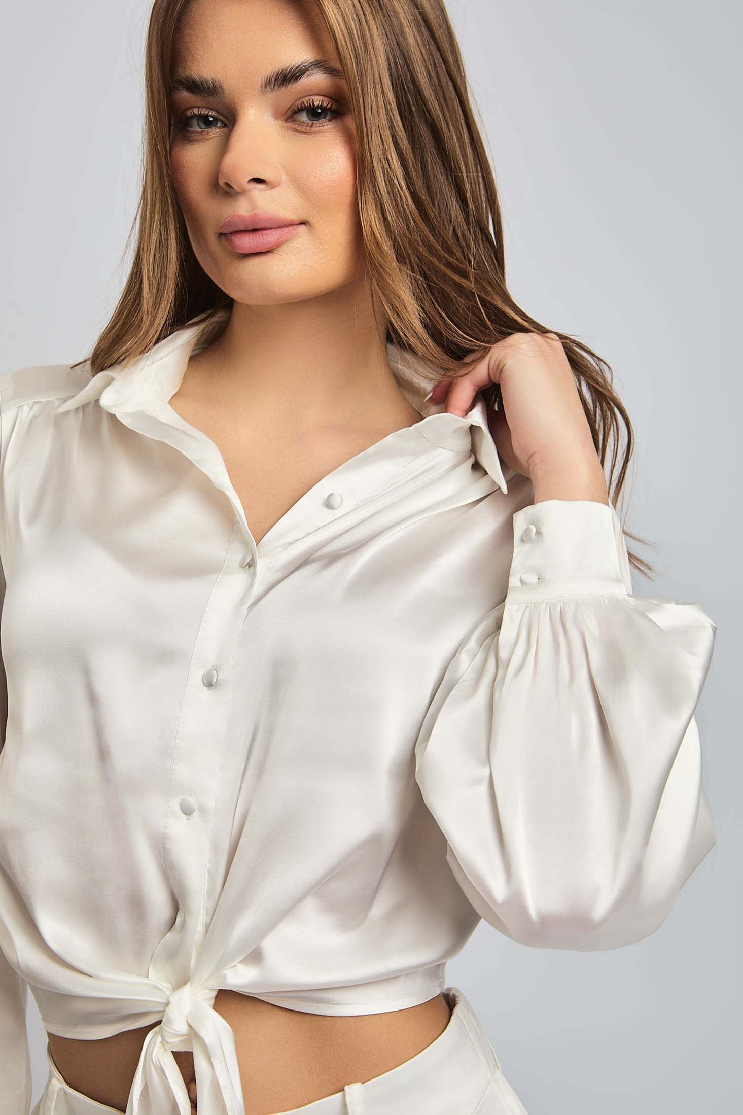 Women Blouse Cropped Blouse With Long Sleeves Off White