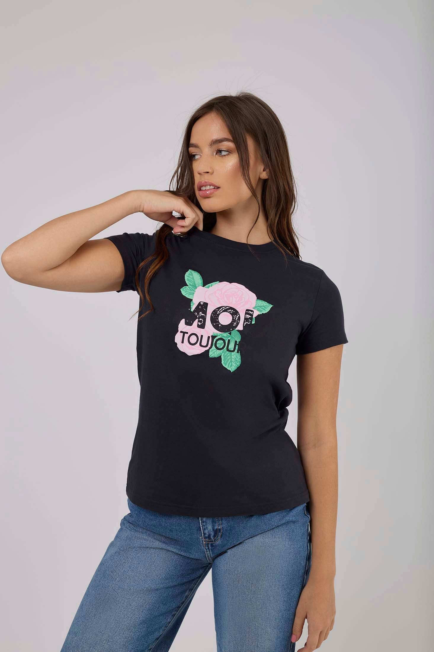 Women-T-Shirt  Regular Fit Women With Short Sleeves