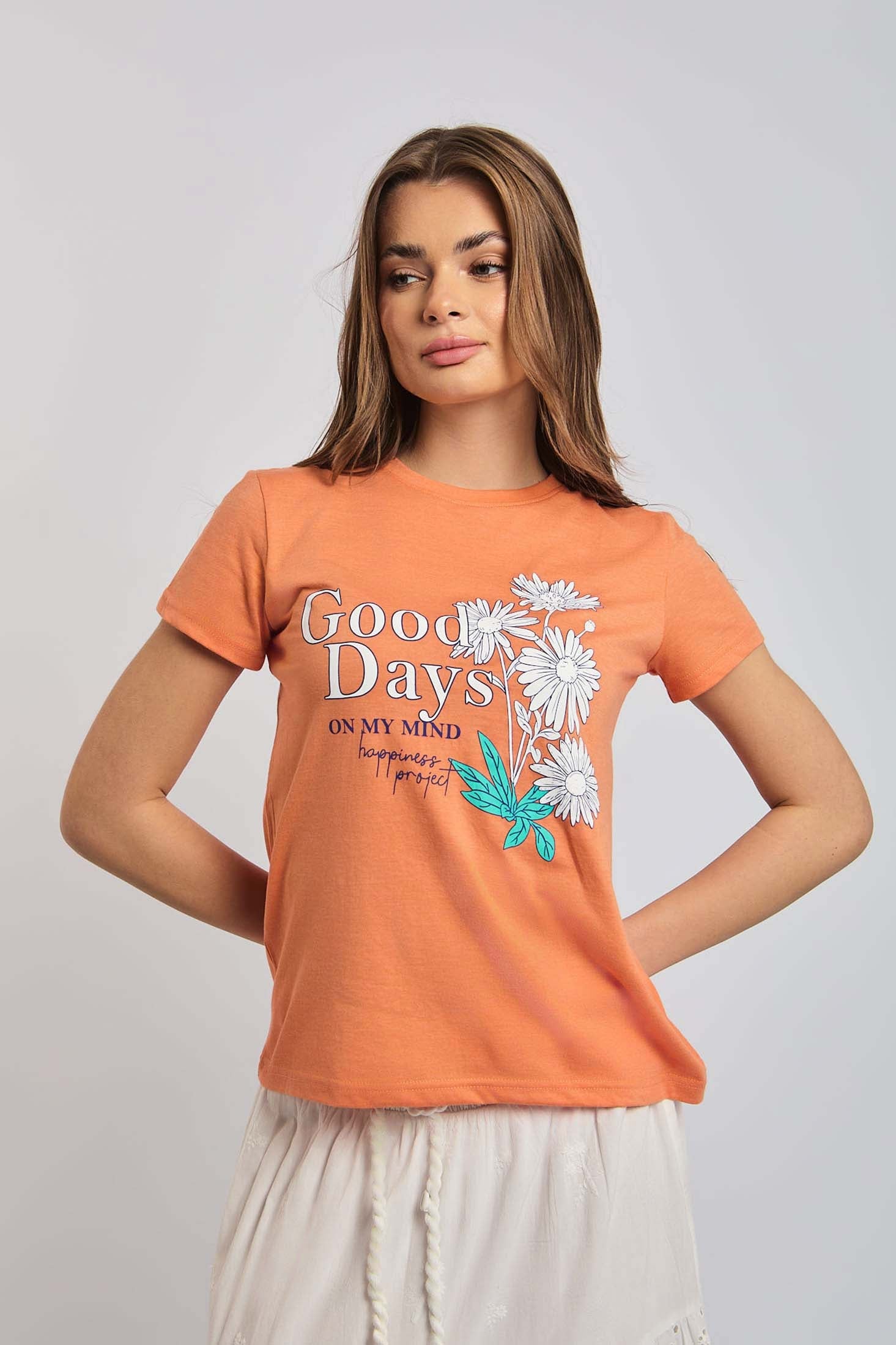 Women  T-Shirt  Regular Fit  With Short Sleeves orange