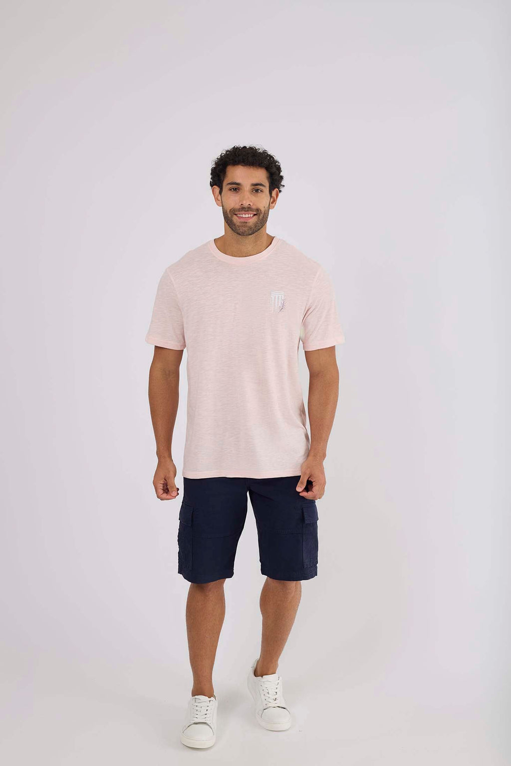 تي شيرت رجالي وردي كاجوال بقصة عادية من القطن للرجال