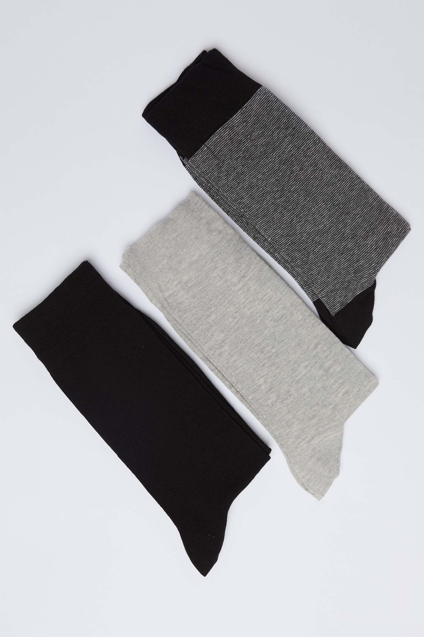 جوارب رجالية - متعددة الألوان