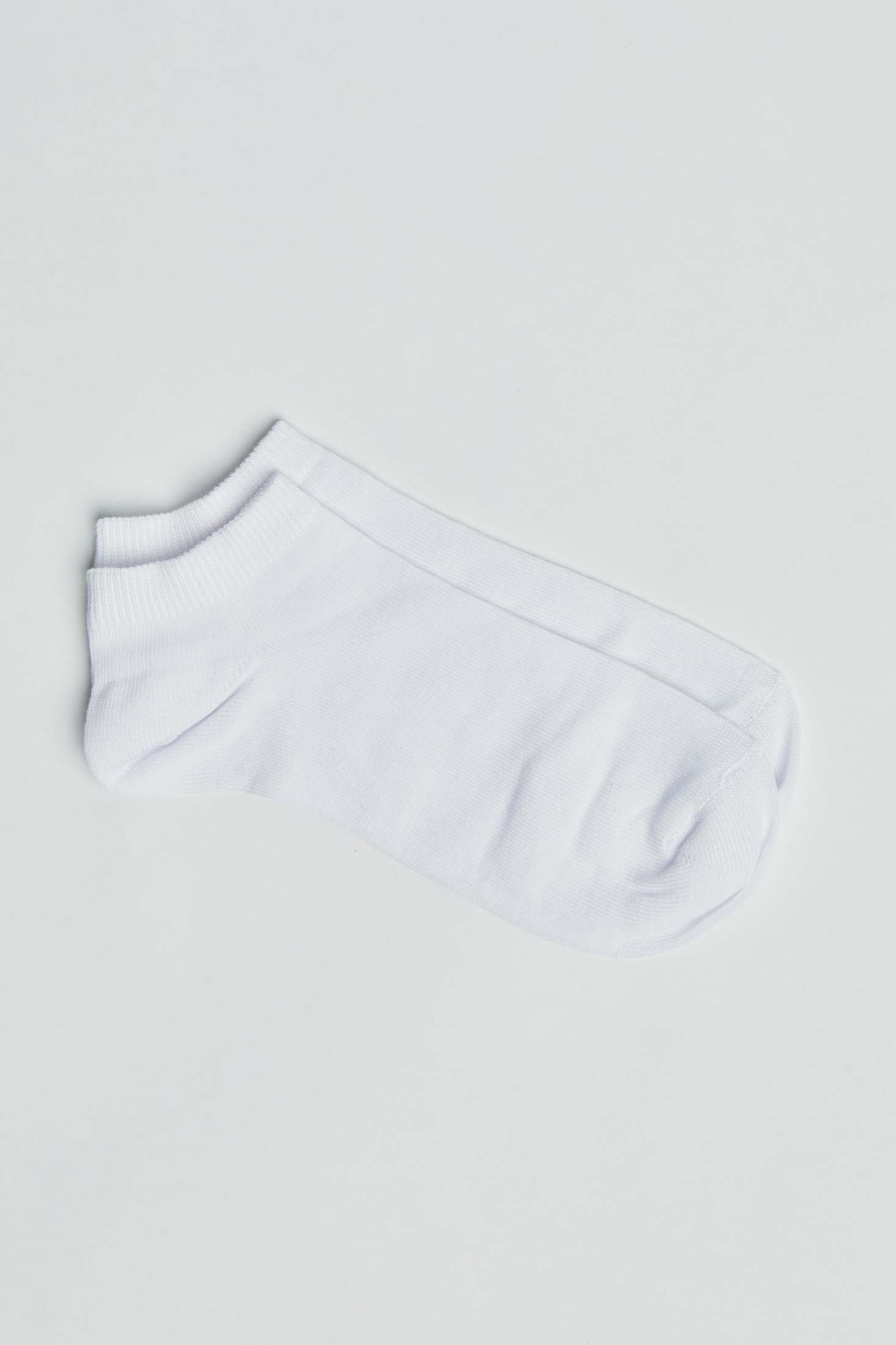 جوارب نسائية قطنية متعددة الألوان