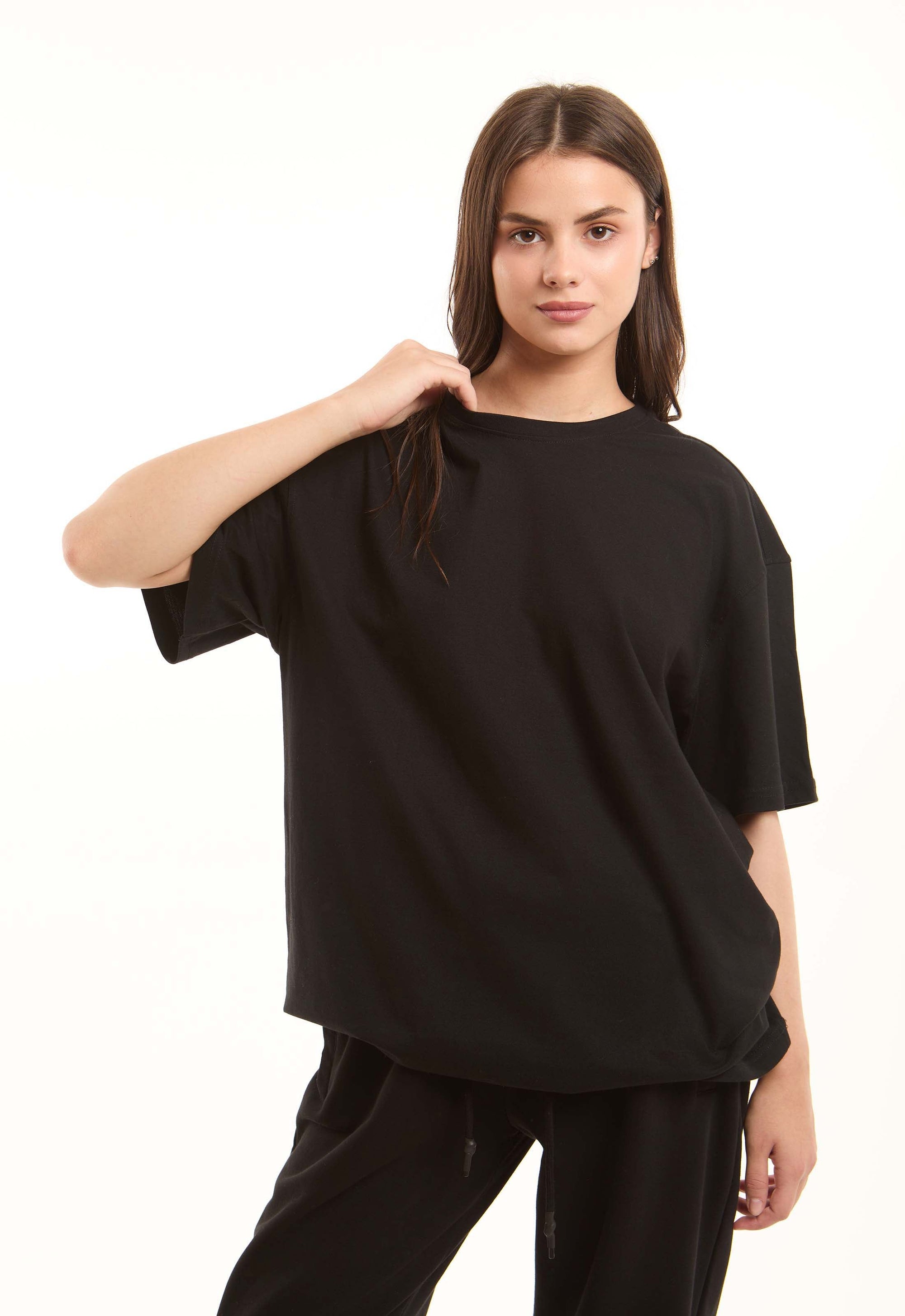 Unisex Elbow-Sleeves Solid Basic Tee
