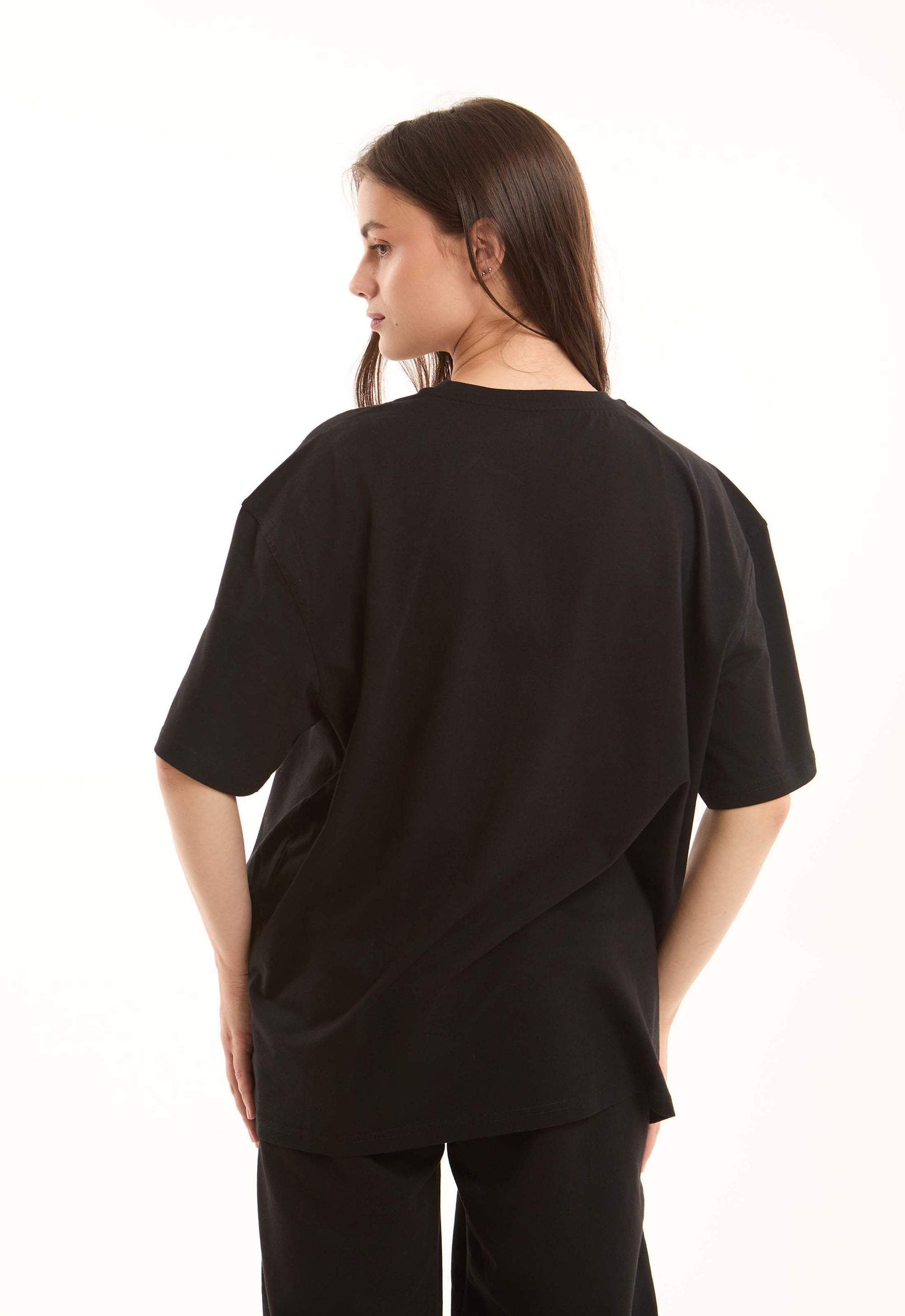 Unisex Elbow-Sleeves Solid Basic Tee