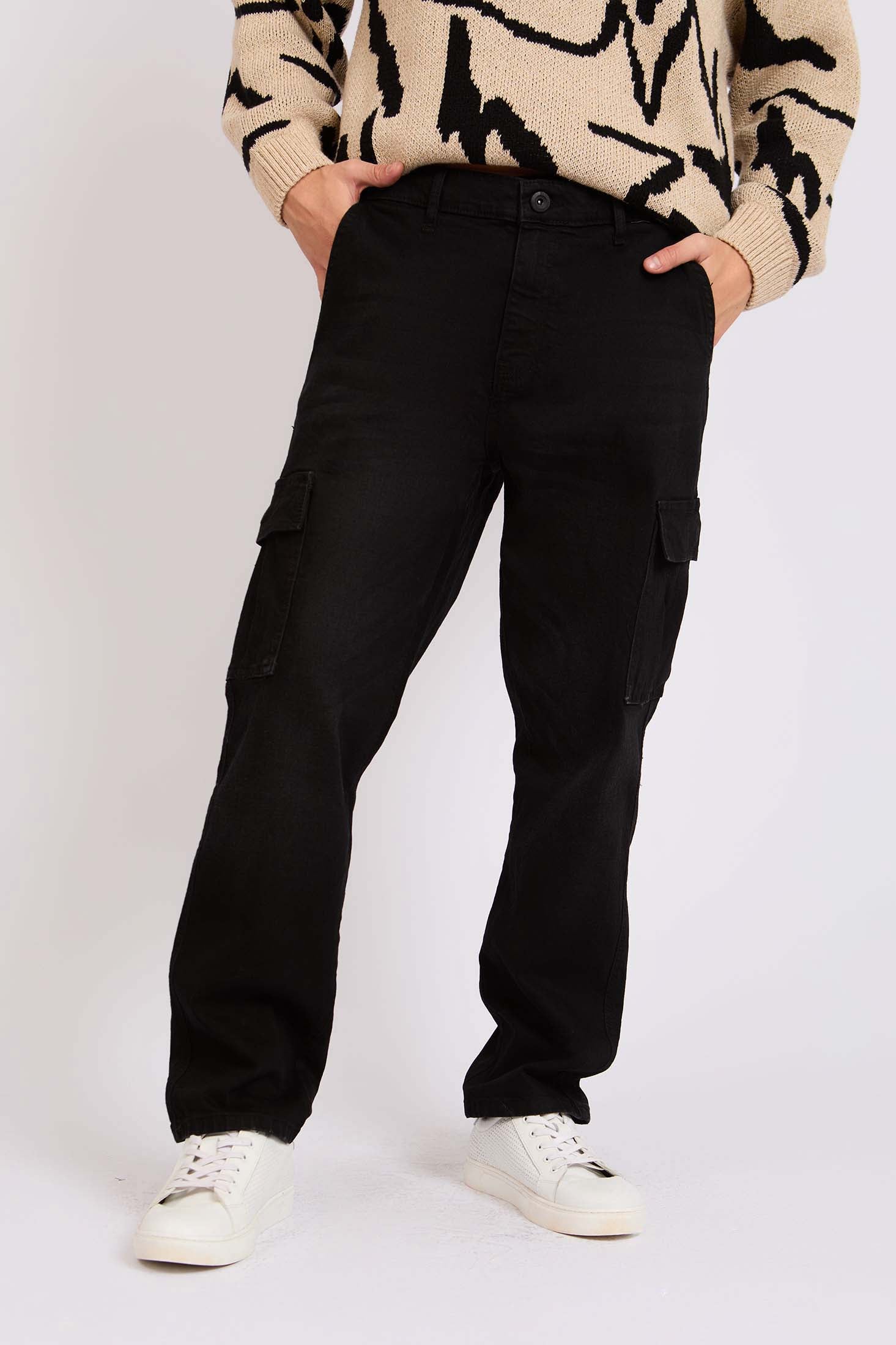 Men Standard Cargo Jeans Black