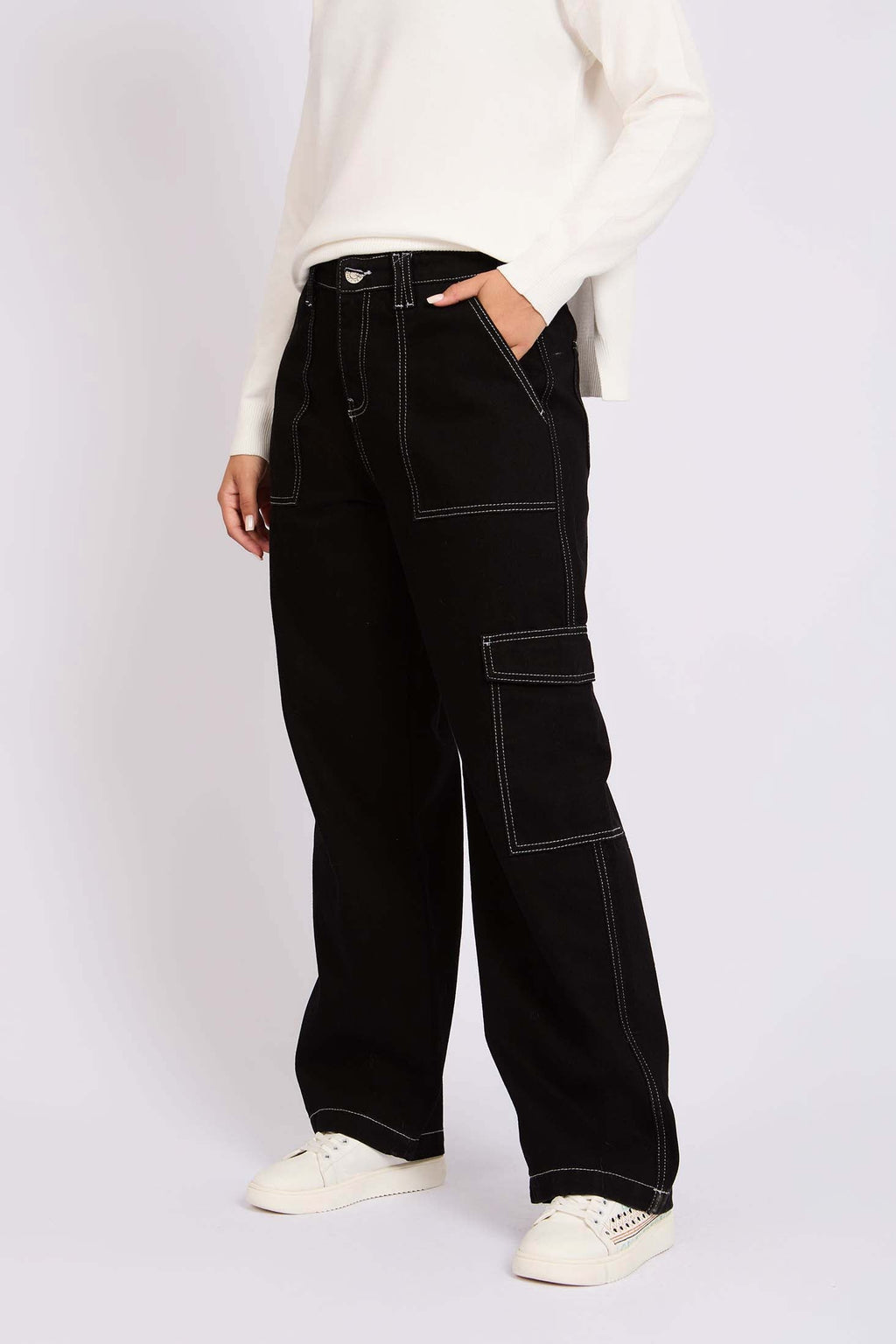 Women Black Wide Leg Overstitch Denim Pant