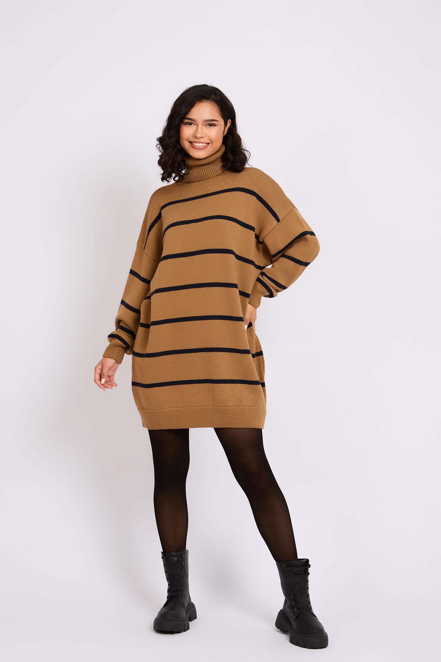 Women Pullover  High Neck Multicolor