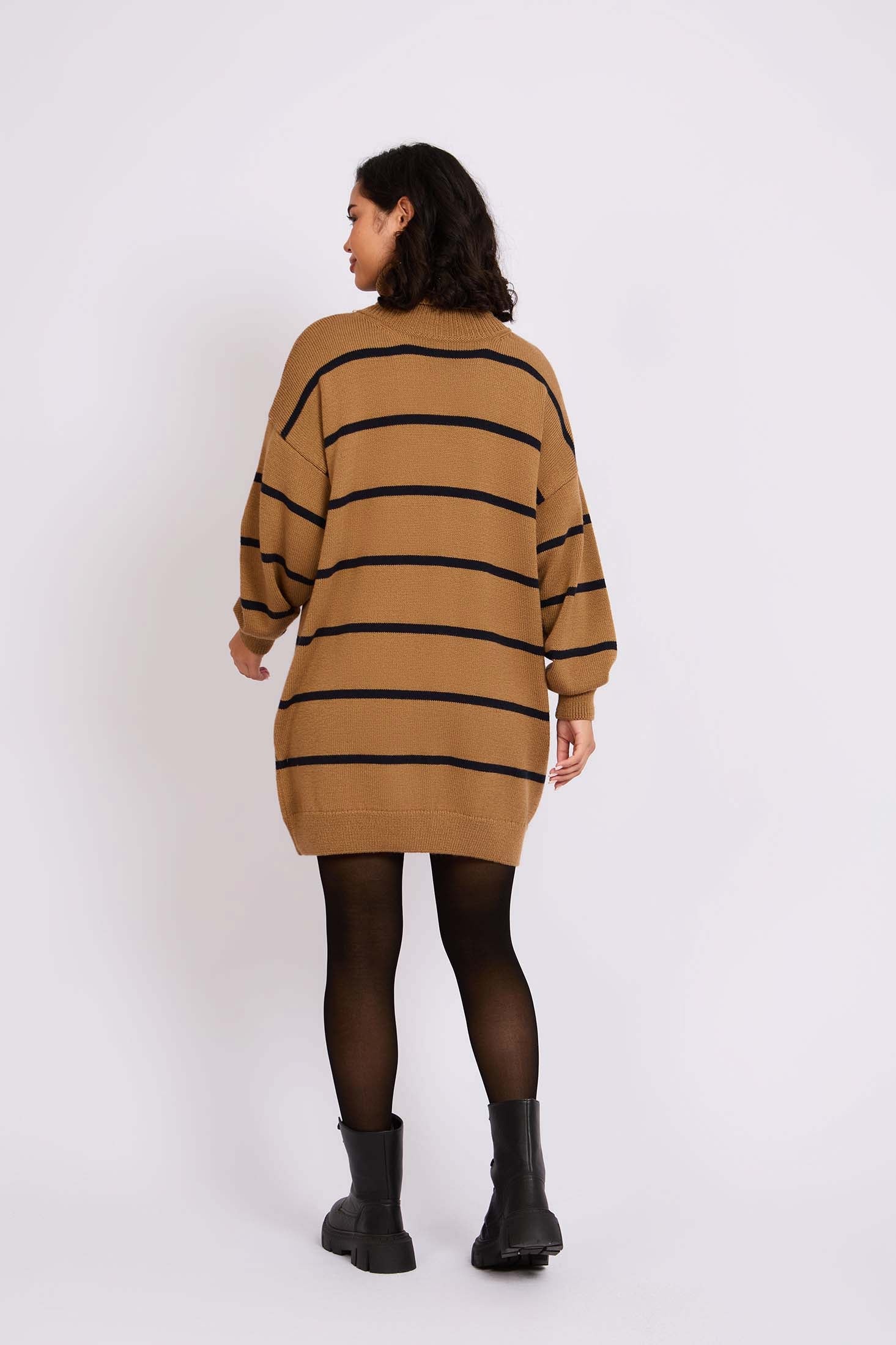 Women Pullover  High Neck Multicolor