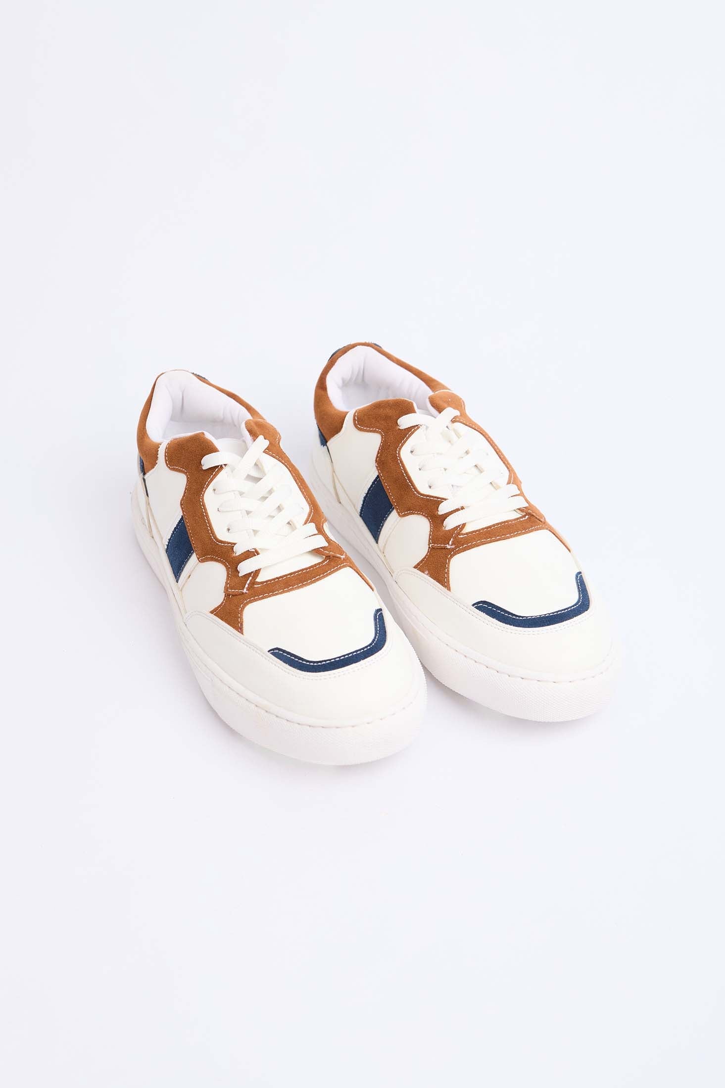 Men  Shoes Sneakers White