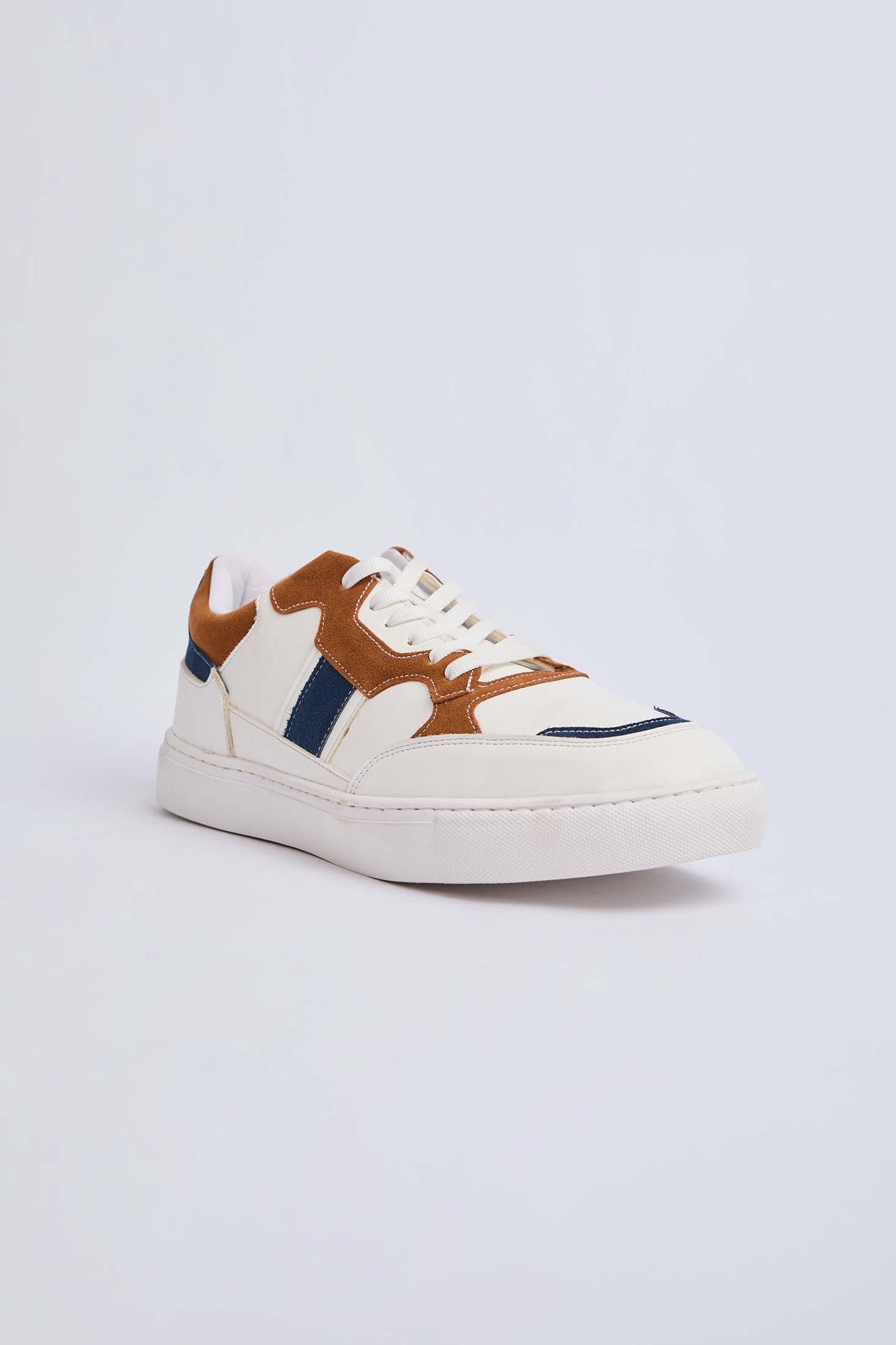 Men  Shoes Sneakers White