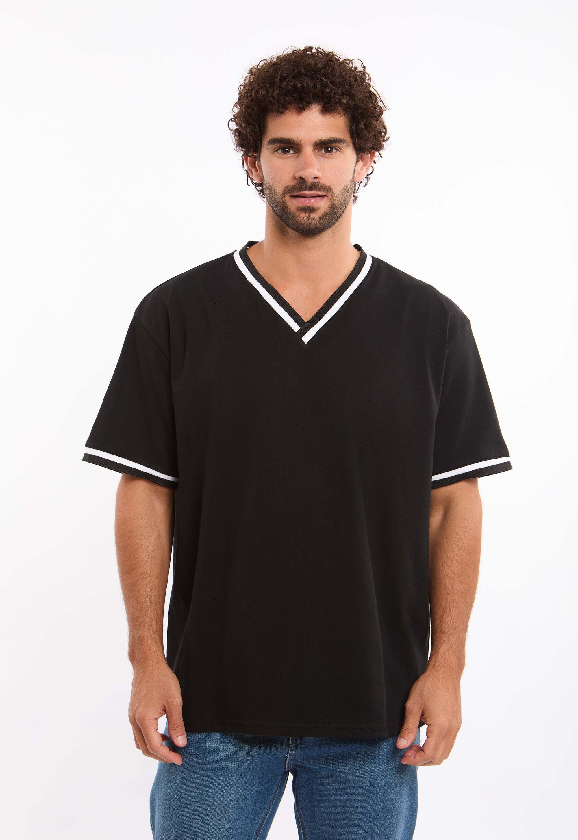 Lined Elbow Sleeves with V-Neck Relaxed Tee