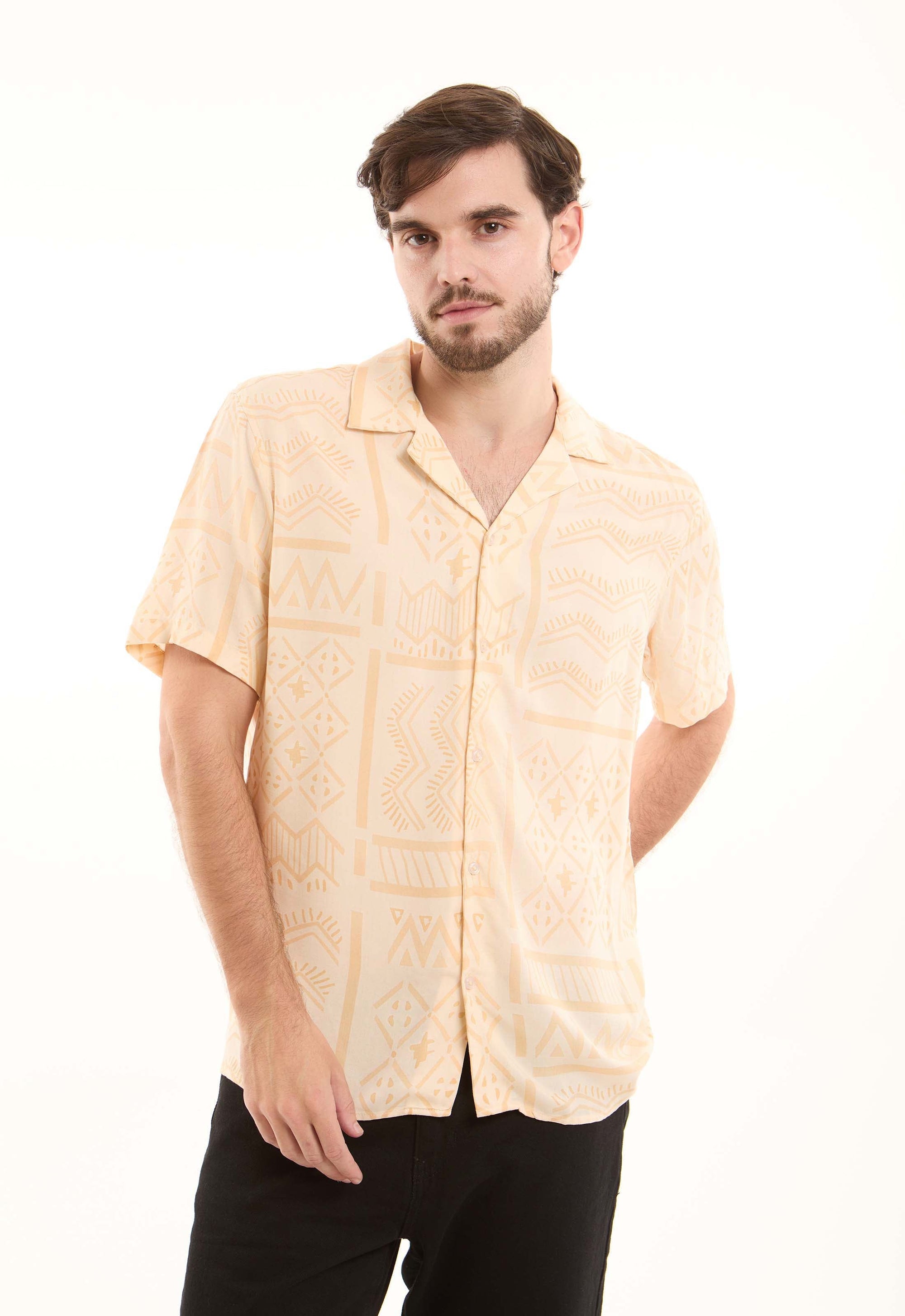Short Sleeves Comfy Shirt with Random Pattern
