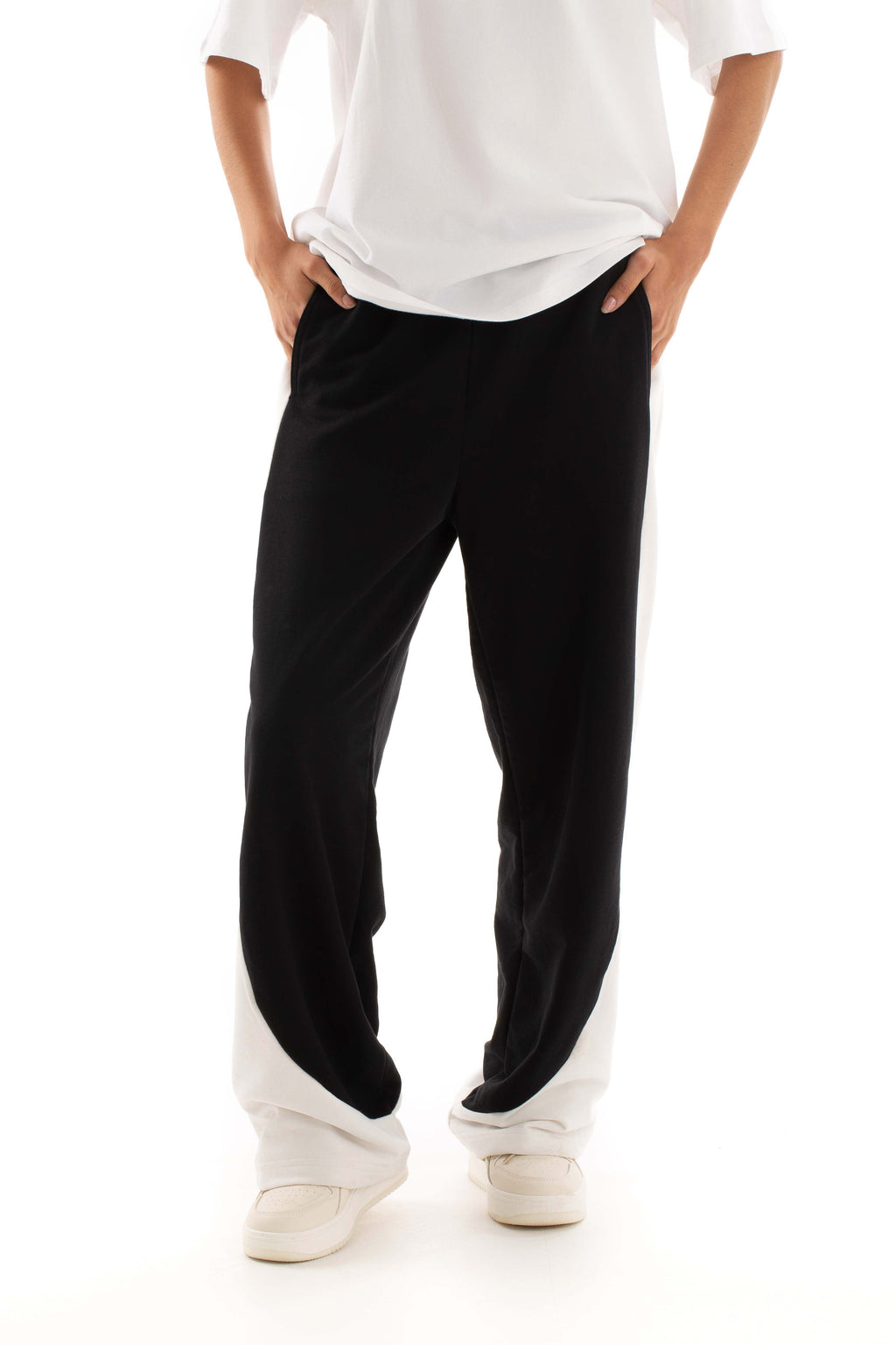 Wide-Leg Pants with Two-Tone Design