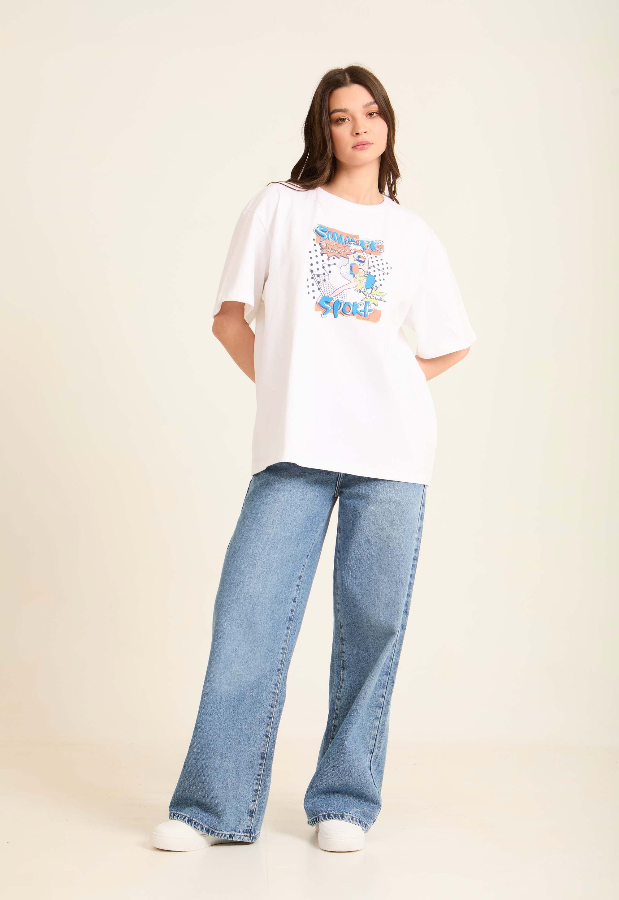 Elbow Sleeves Tee with "Summer Sport" Print