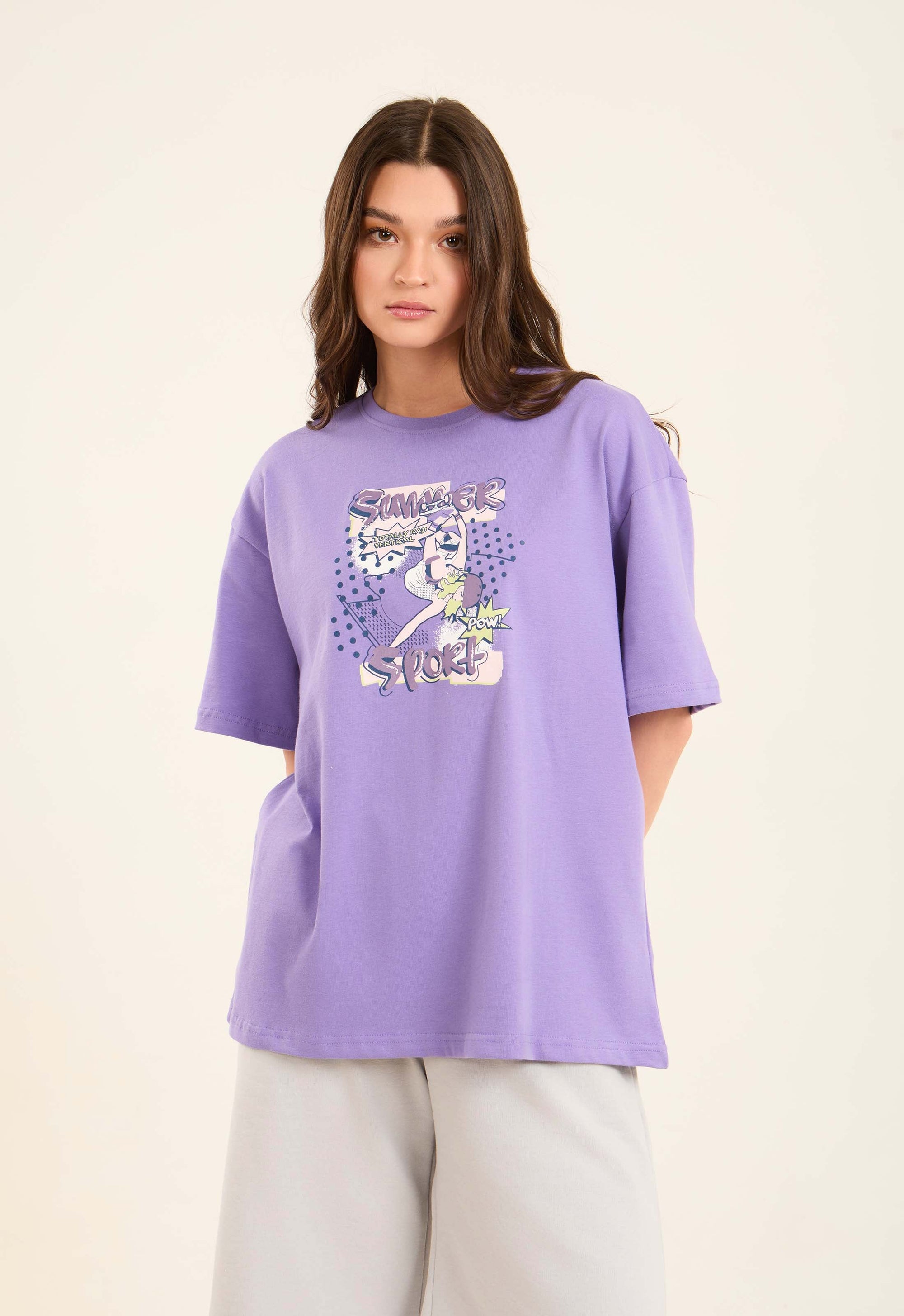 Elbow Sleeves Tee with "Summer Sport" Print