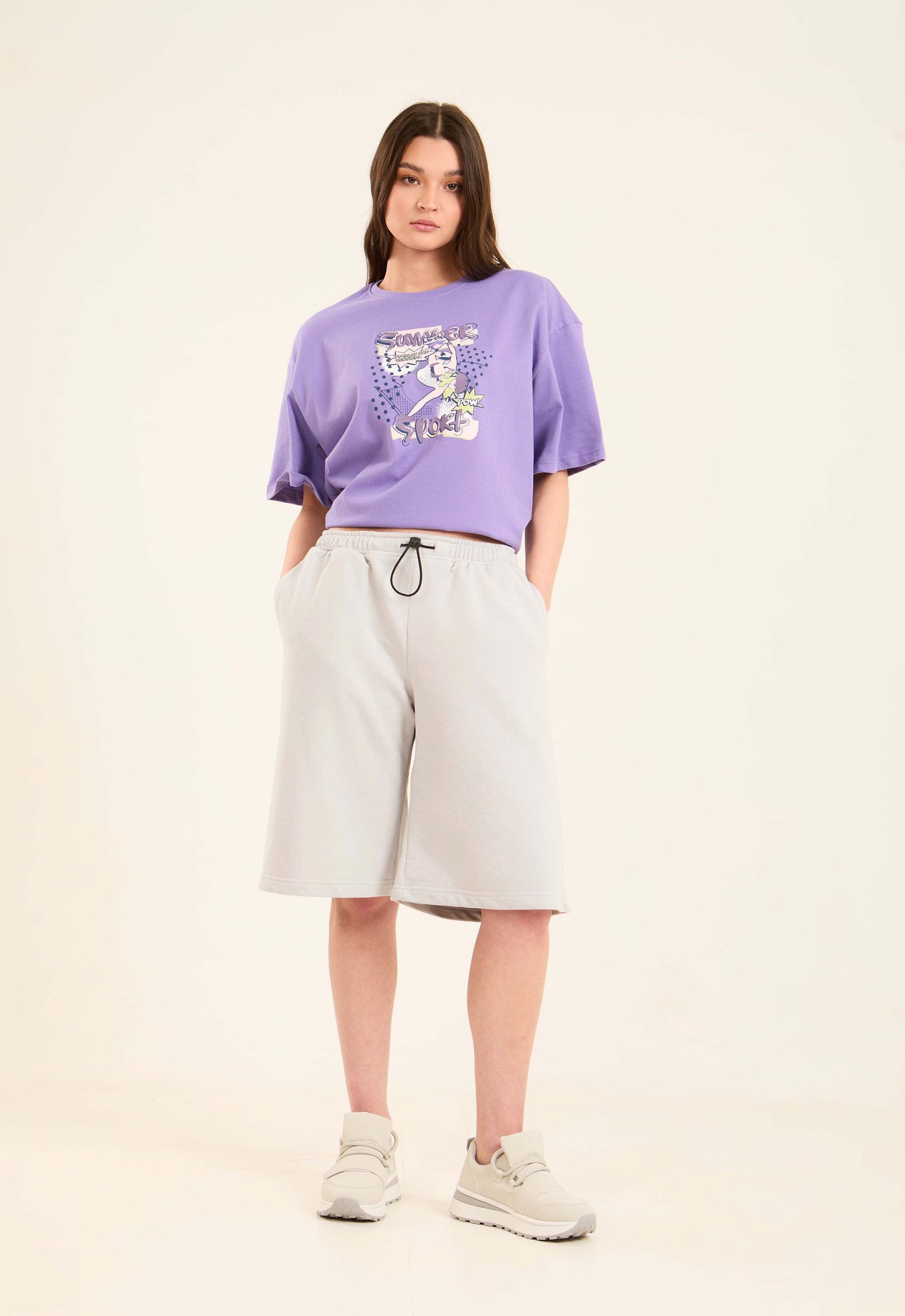 Elbow Sleeves Tee with "Summer Sport" Print