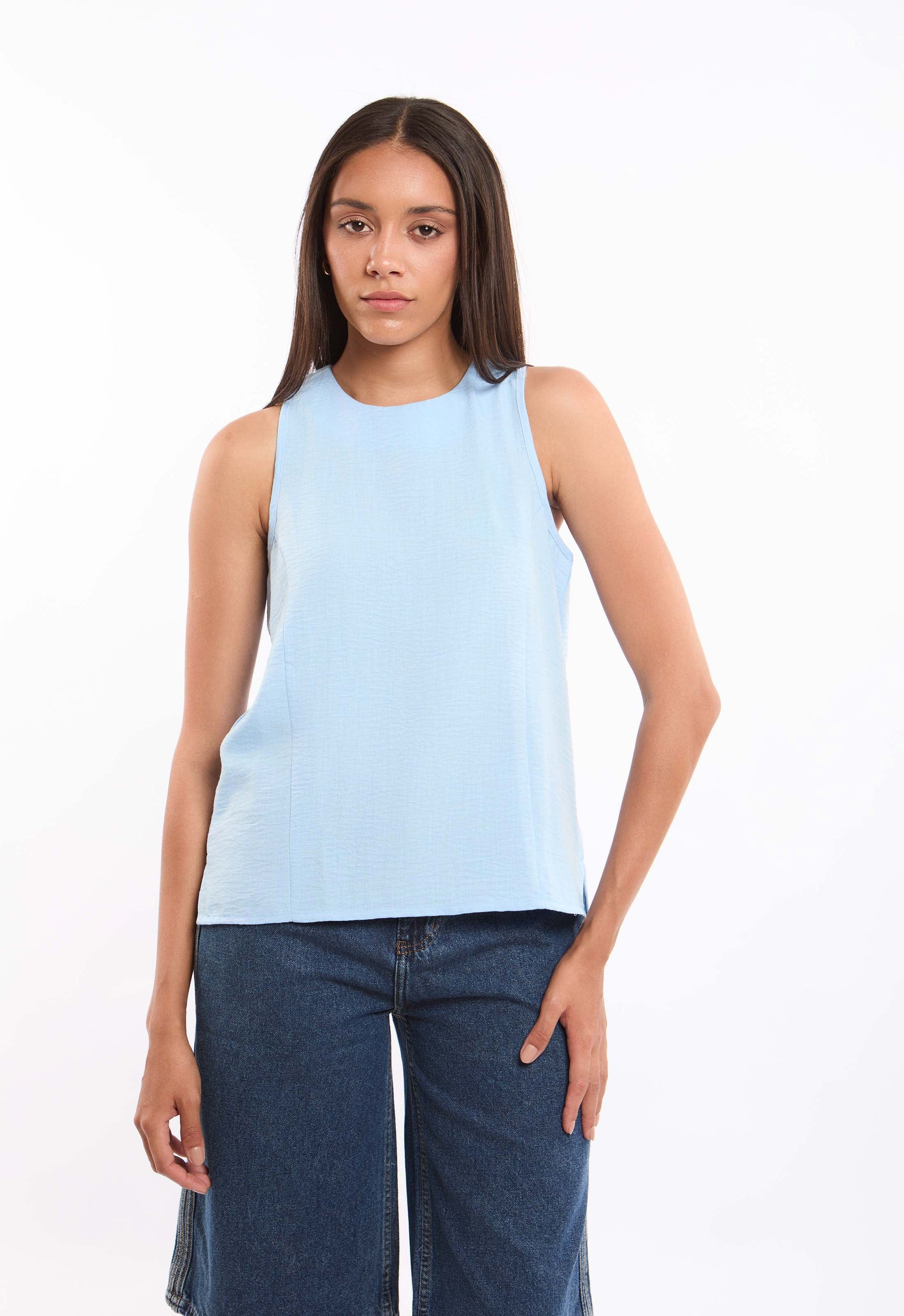 Textured Sleeveless Regular Fit Top