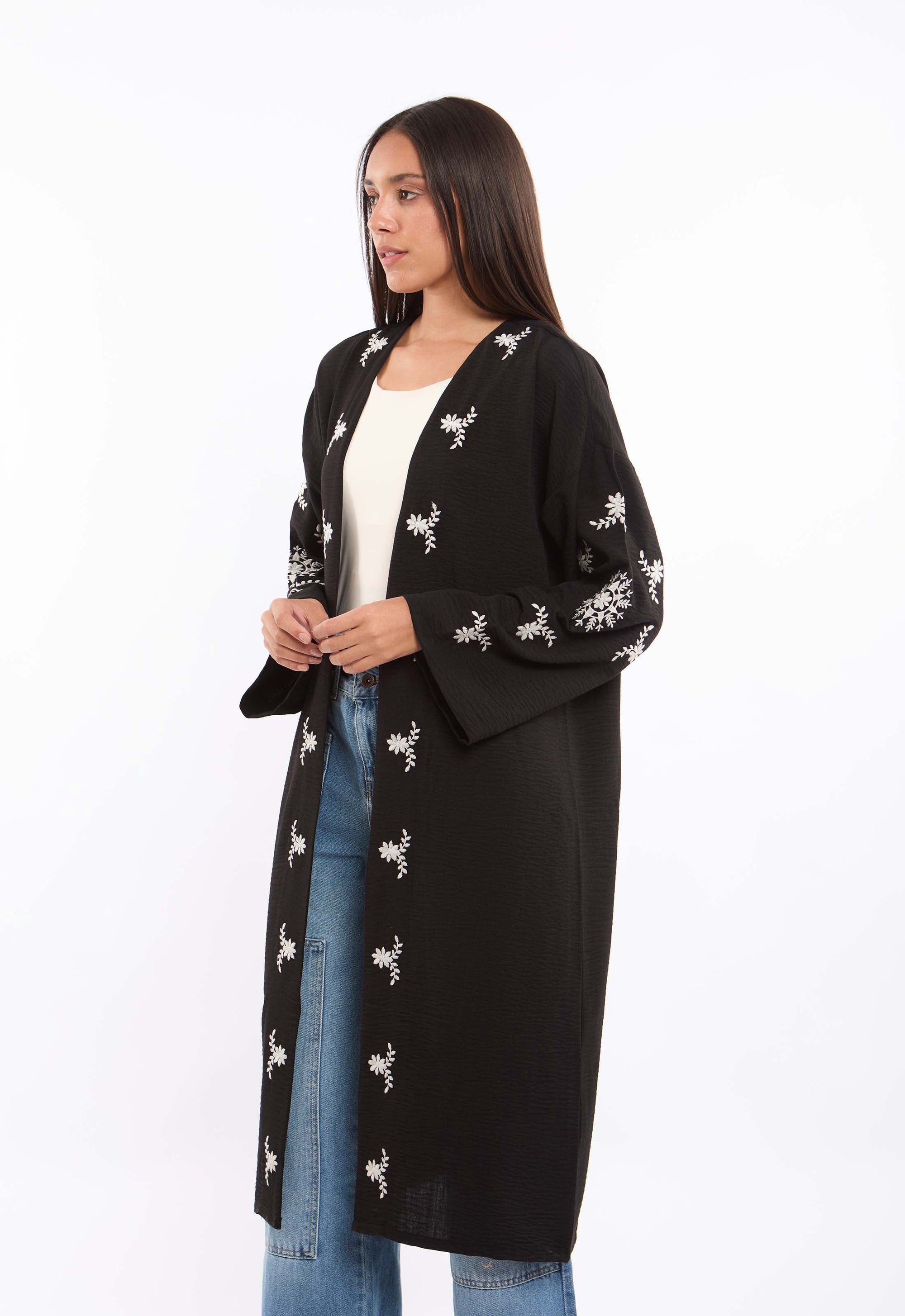 Embroidered Floral Long Sleeves Textured Kimono