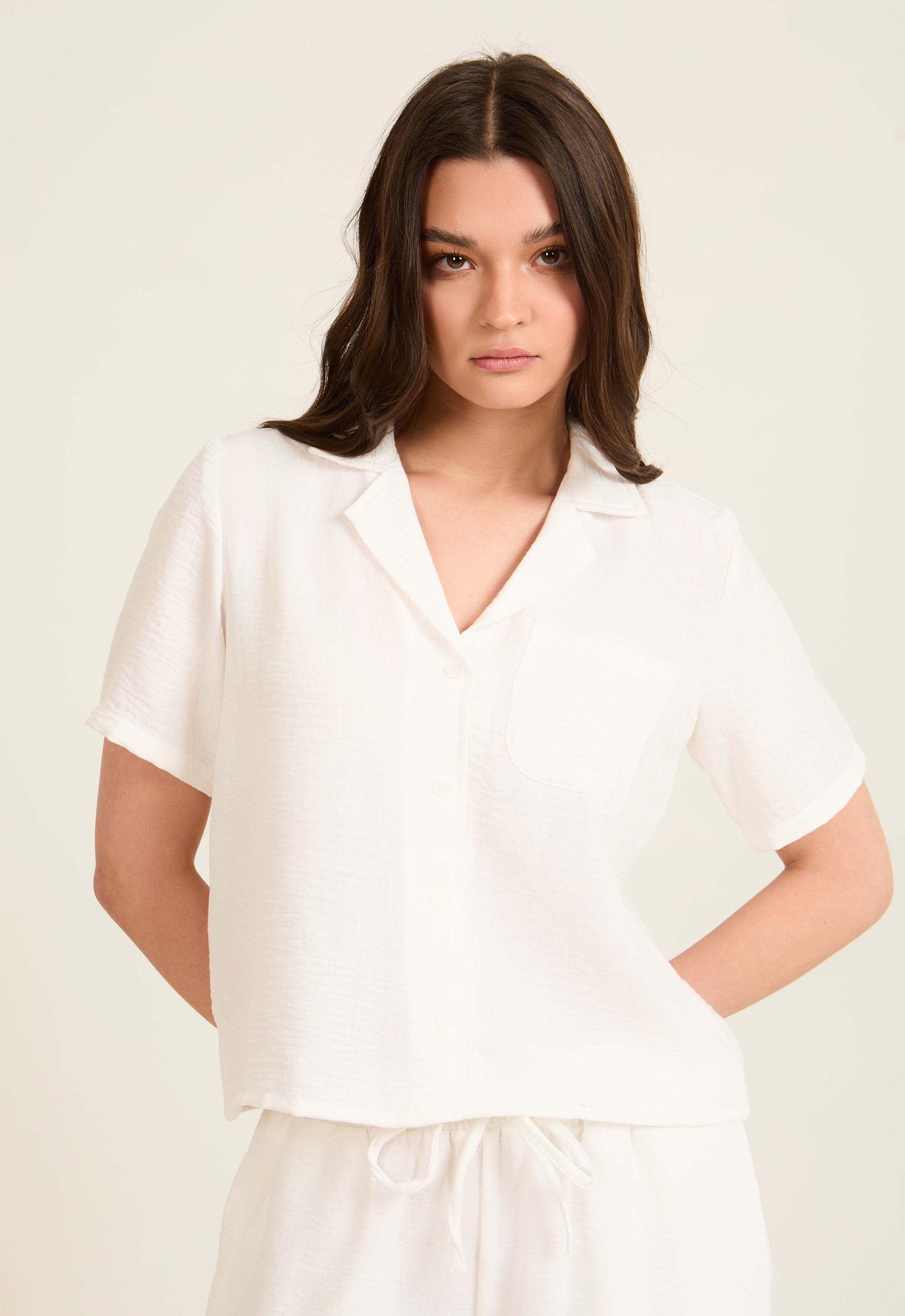 Button-Front Blouse Featuring a Lapel Collar