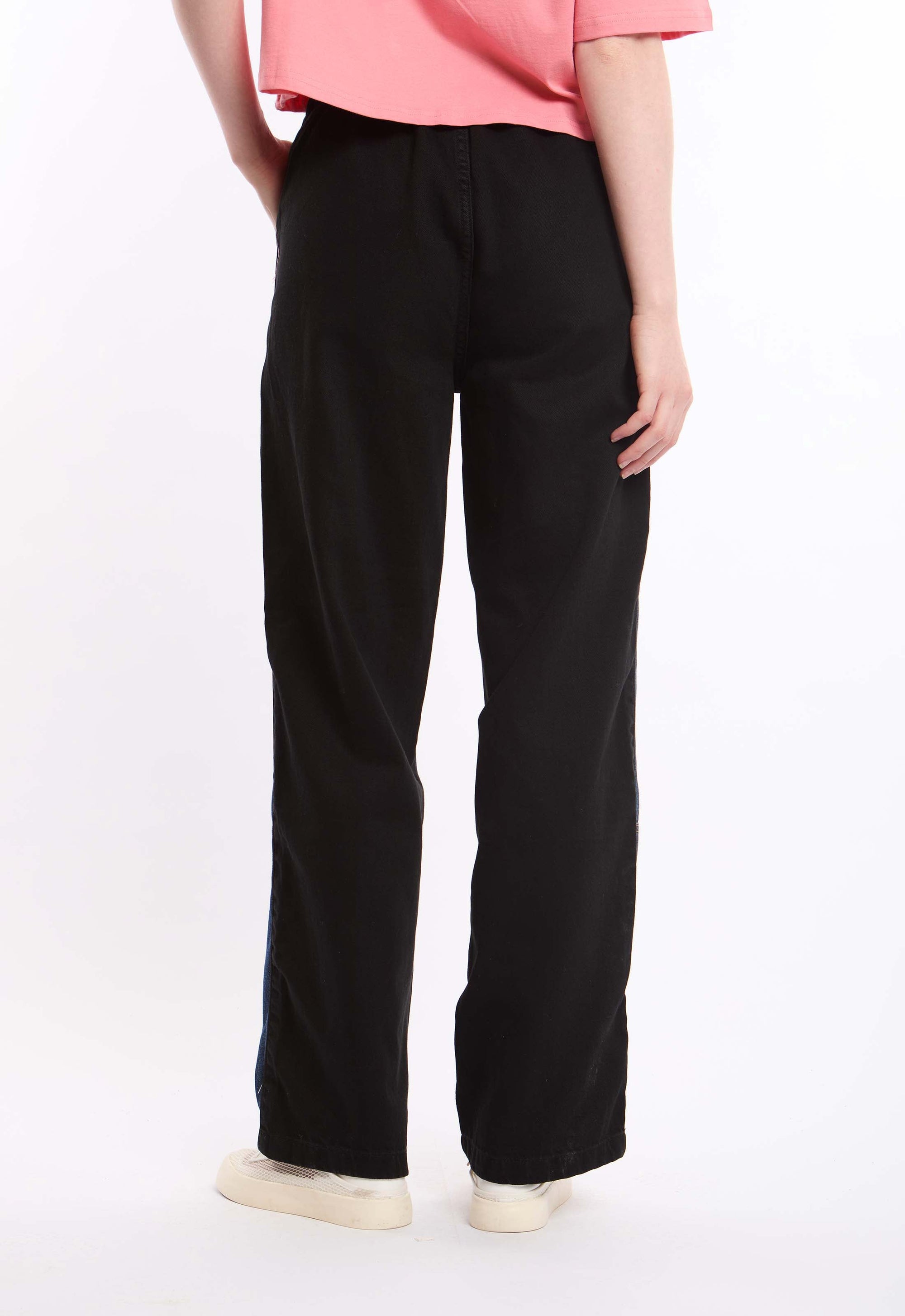 High-Rise Straight Denim Jeans with Classic Stitching