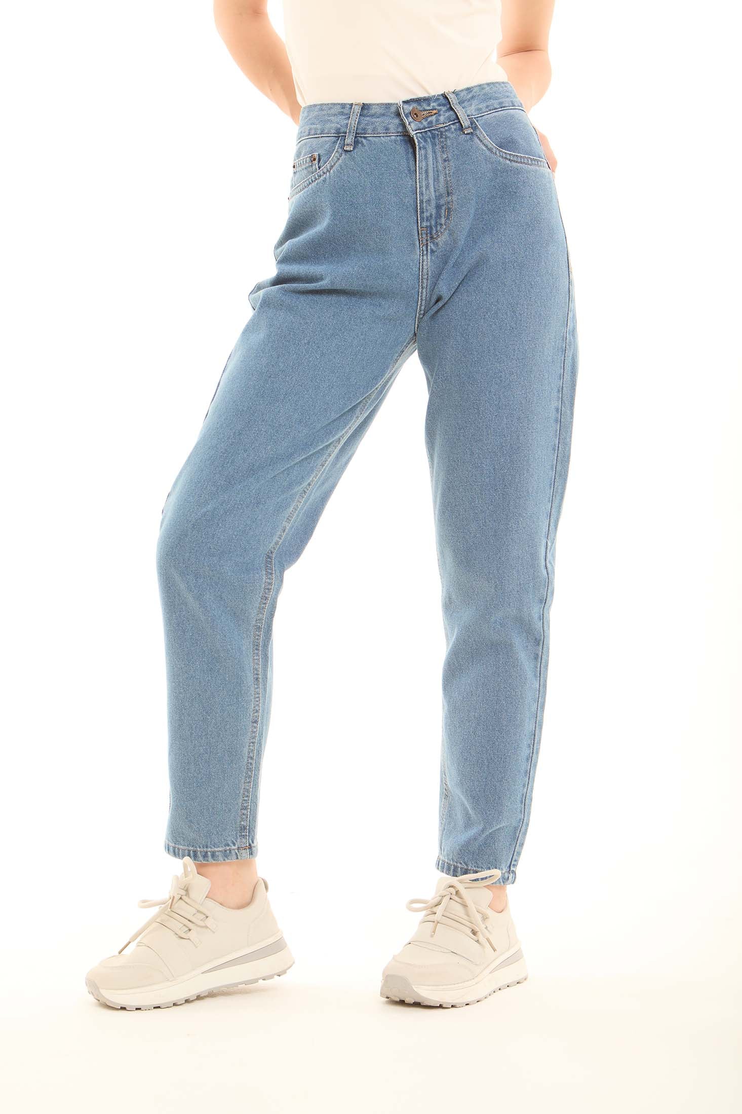 Relaxed Tapered Denim Pants with Soft Drape