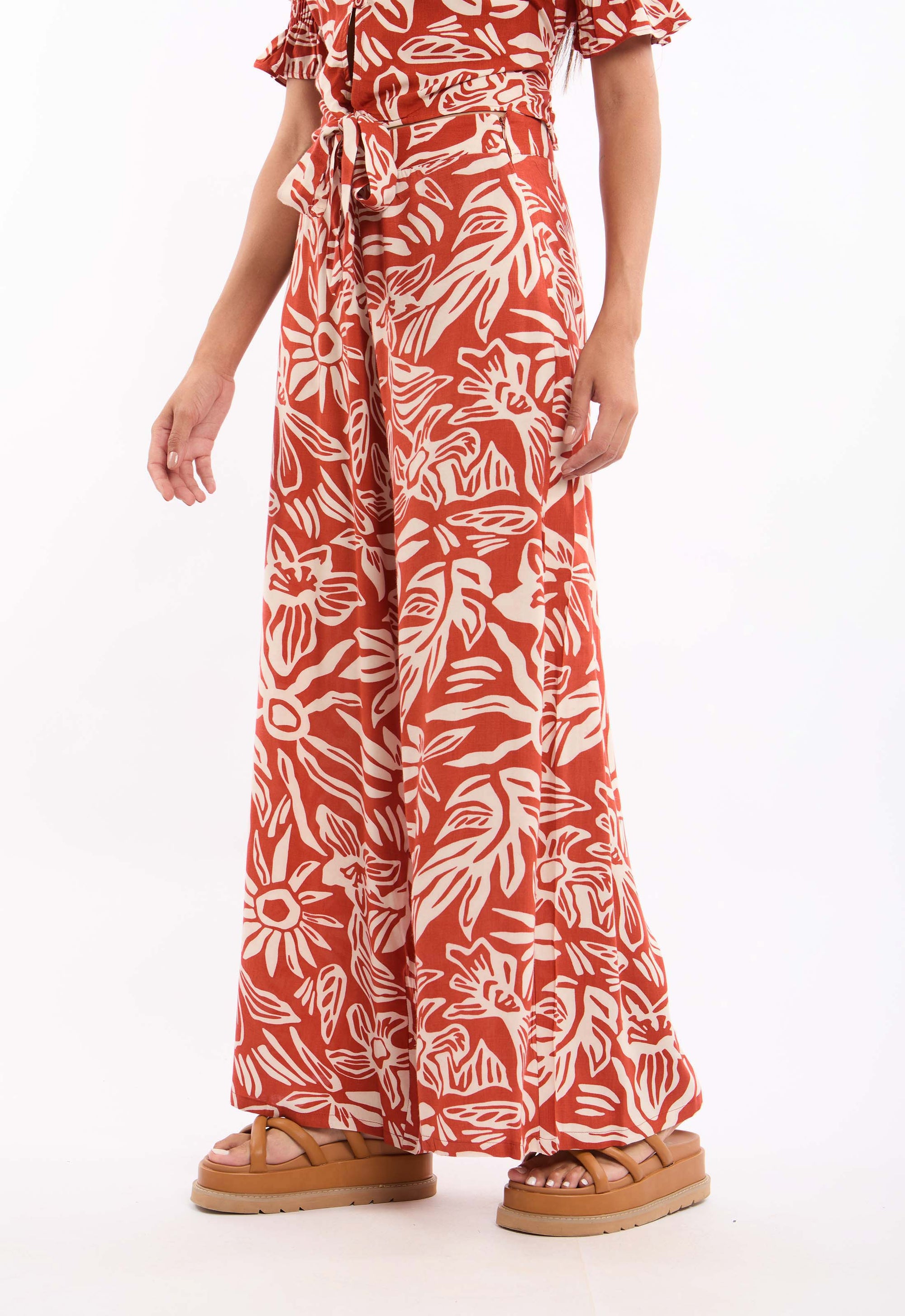 Flowy Floral Viscose Pants