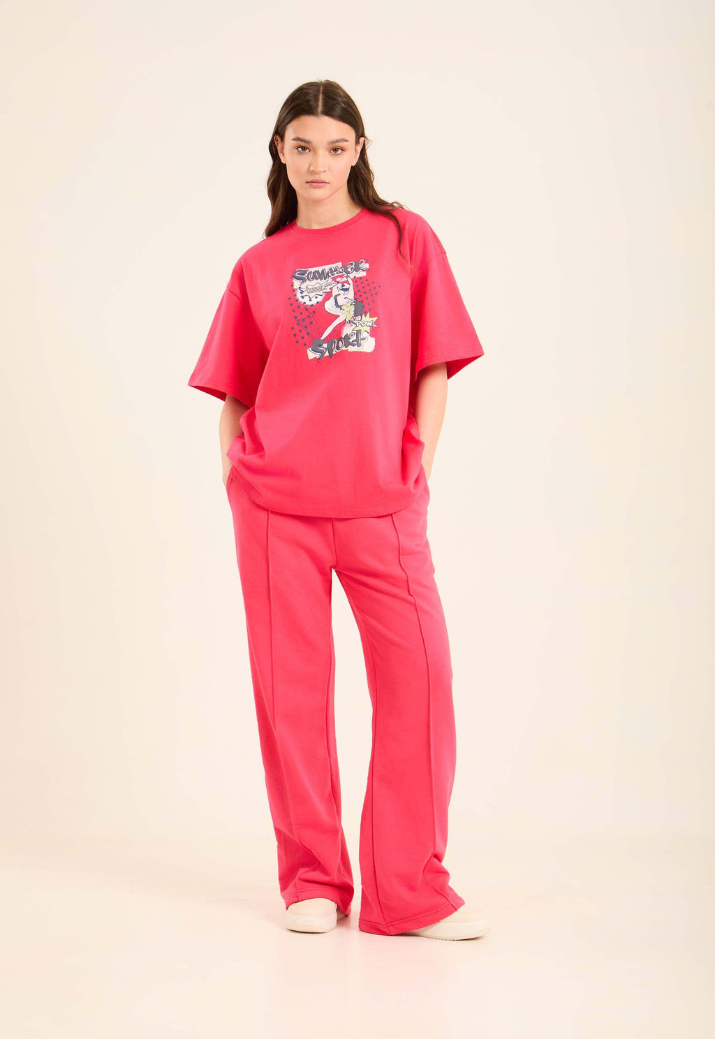 Elbow Sleeves Tee with "Summer Sport" Print