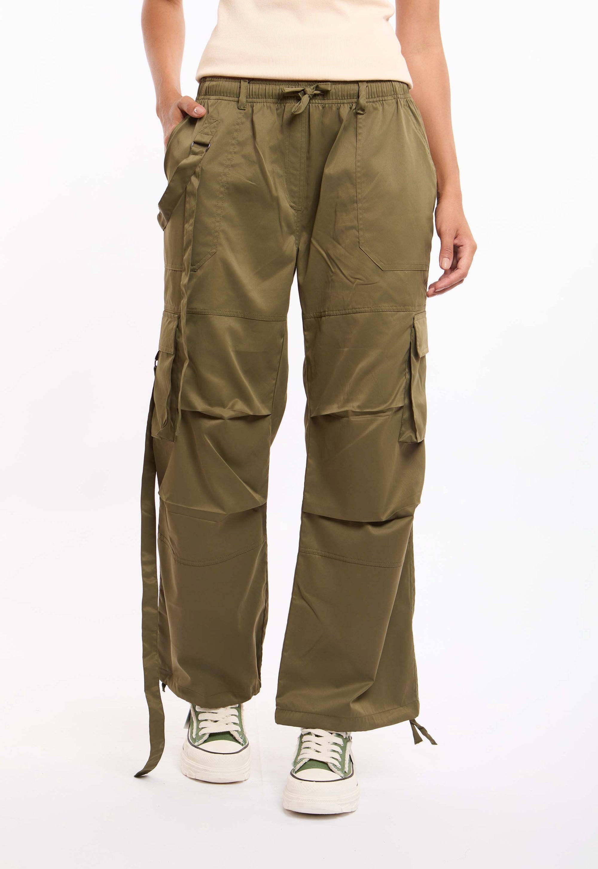 Relaxed Cargo Straight Pants with Multi Pockets