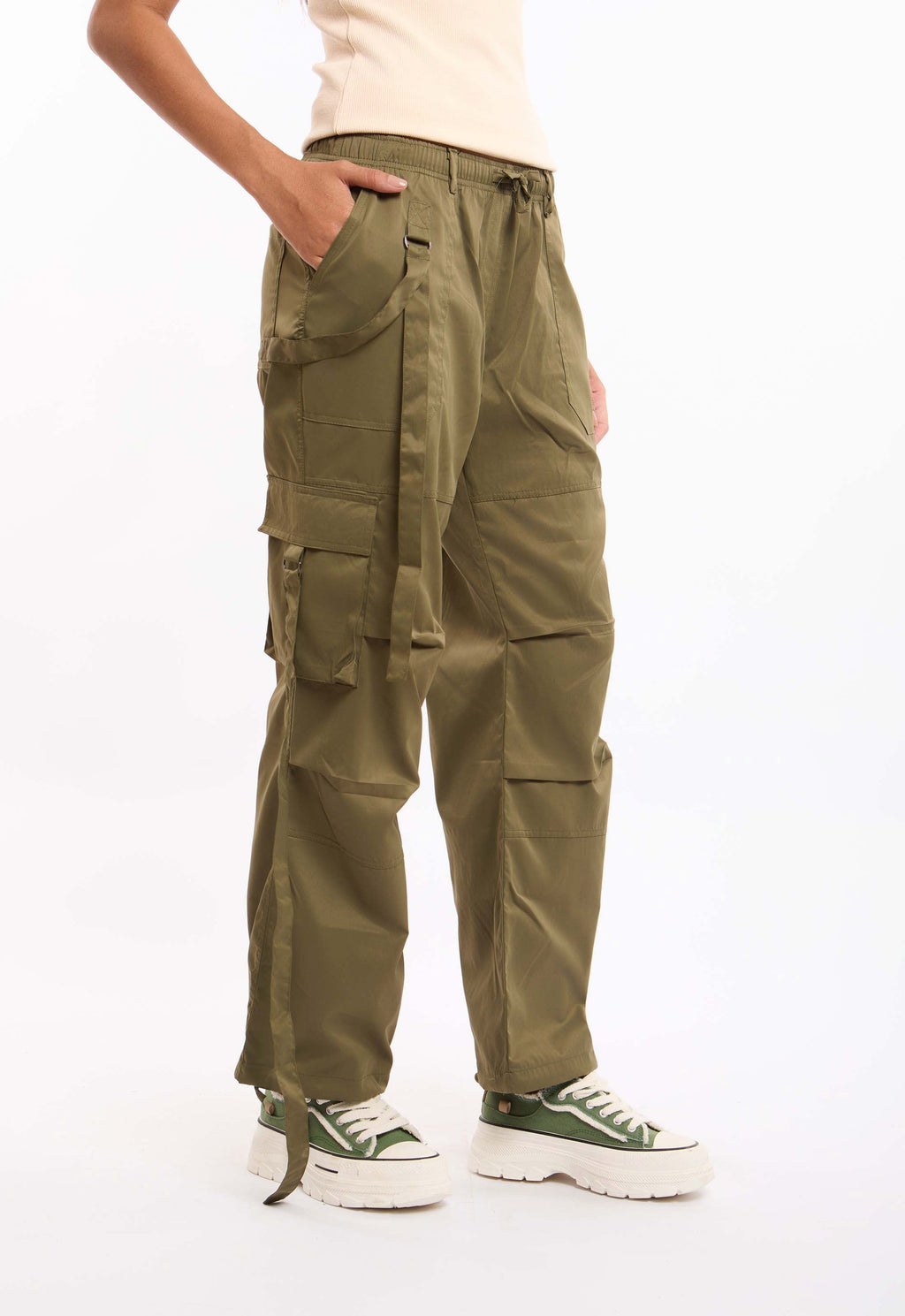 Relaxed Cargo Straight Pants with Multi Pockets