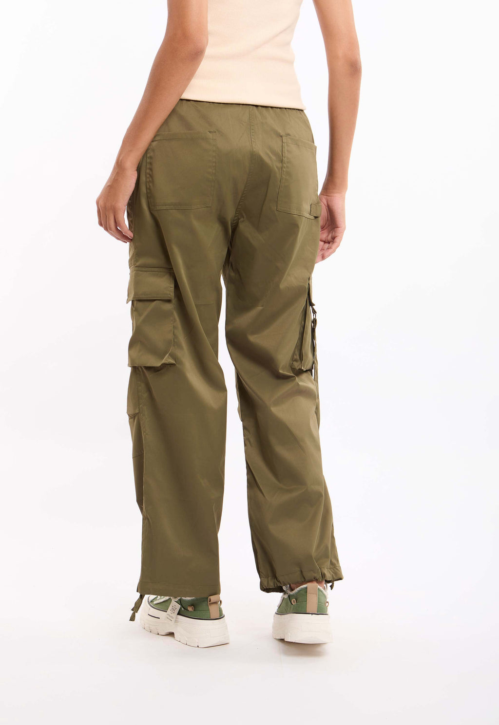 Relaxed Cargo Straight Pants with Multi Pockets
