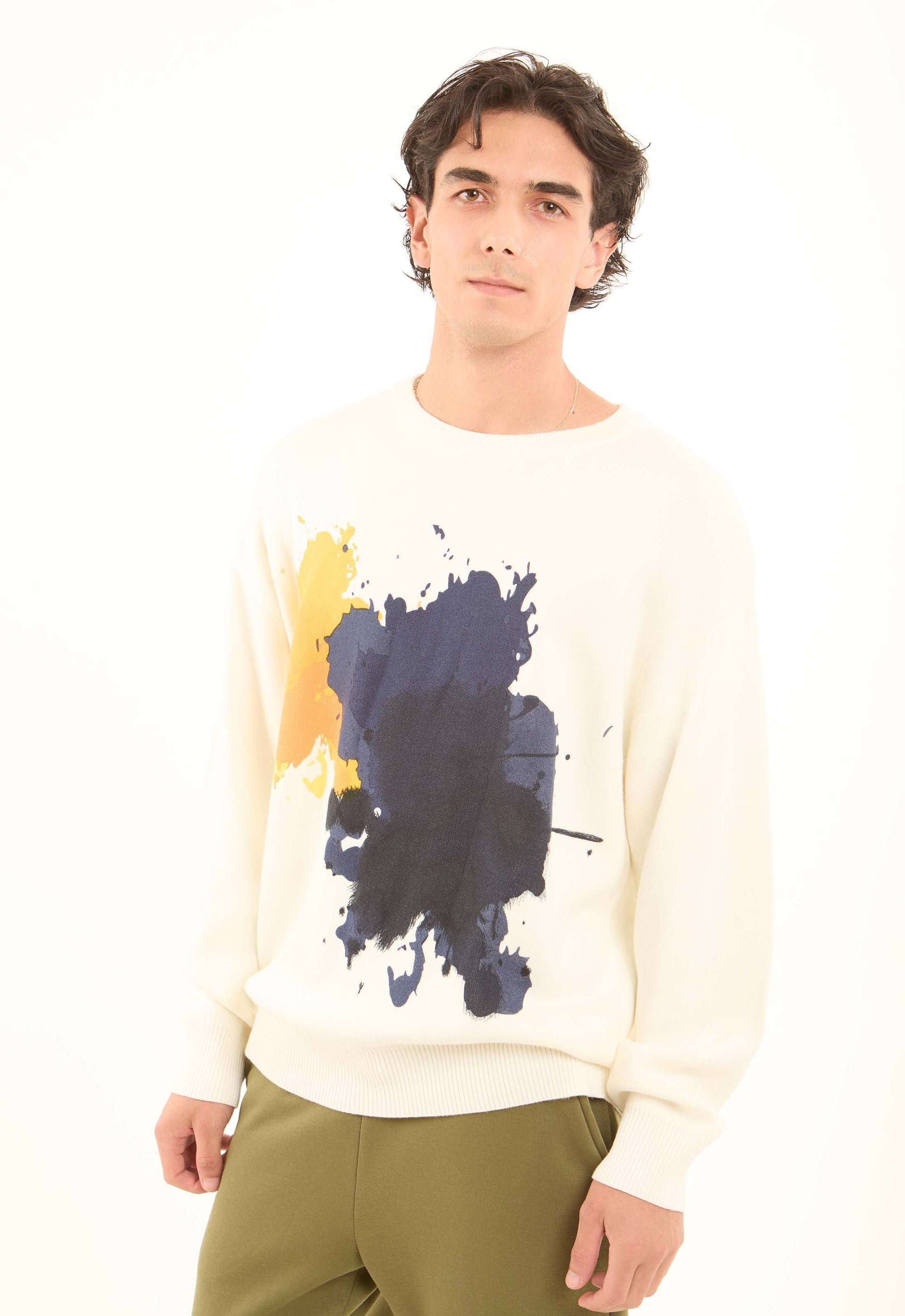 Casual Crew Neck Pullover with Front Paint-Splatter