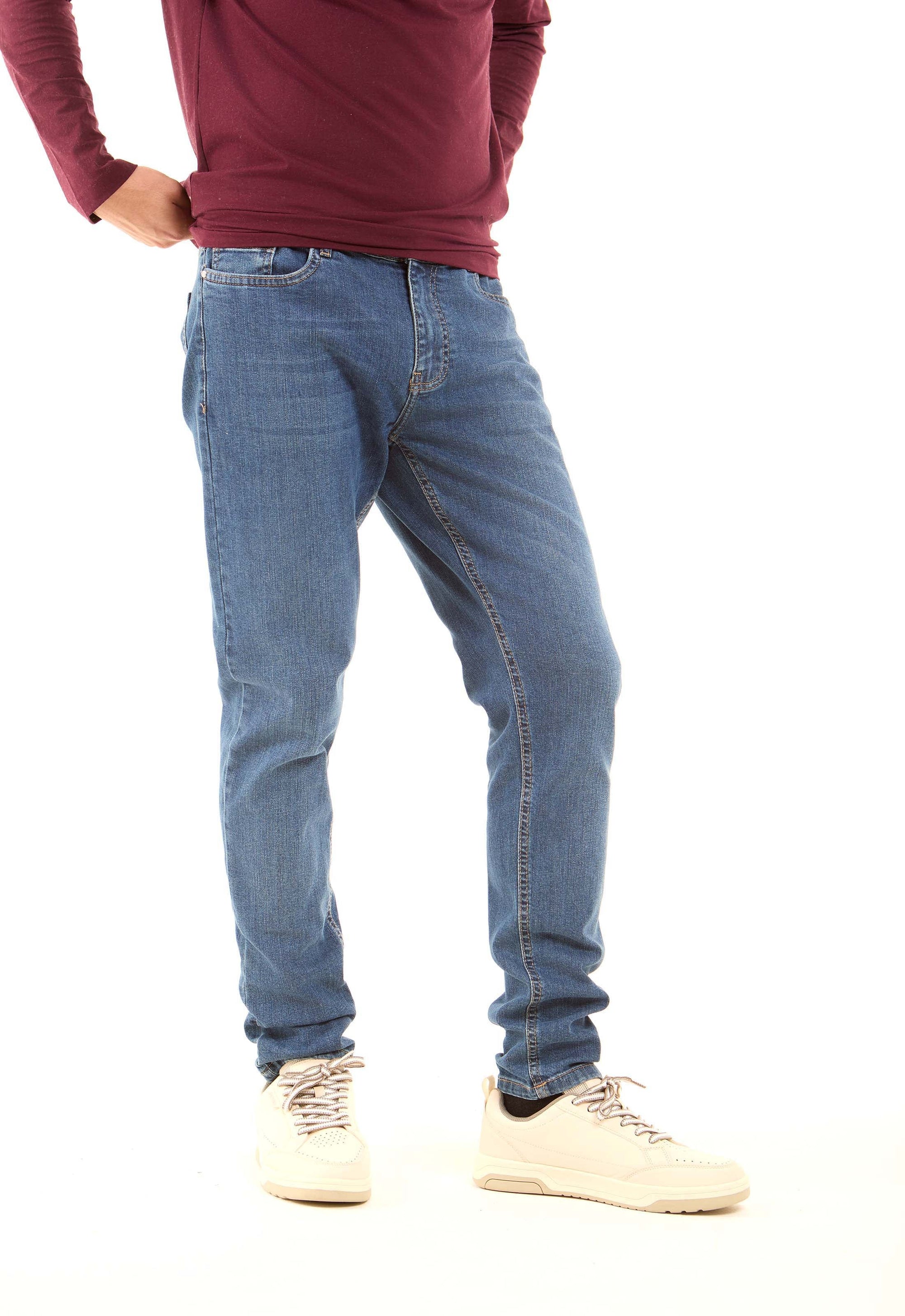 Slim-Fit Stretch Jeans