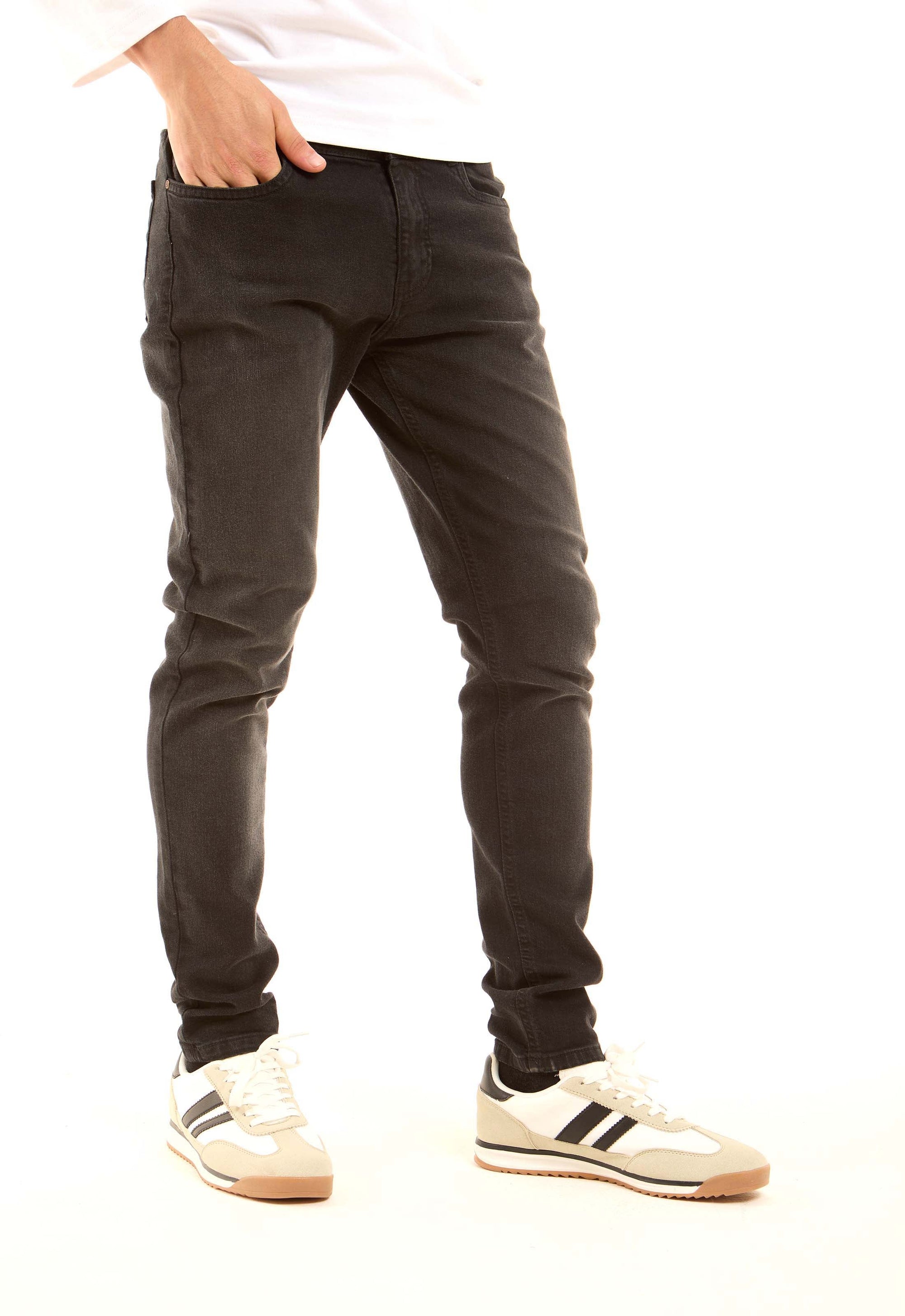 Slim-Fit Stretch Jeans