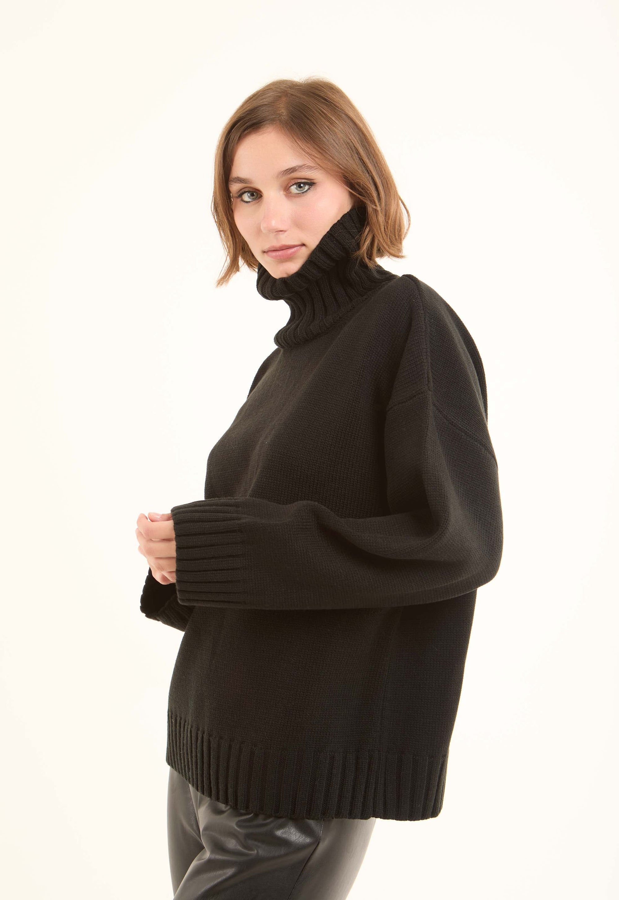 Ribbed Turtle Neck Basic Long Pullover