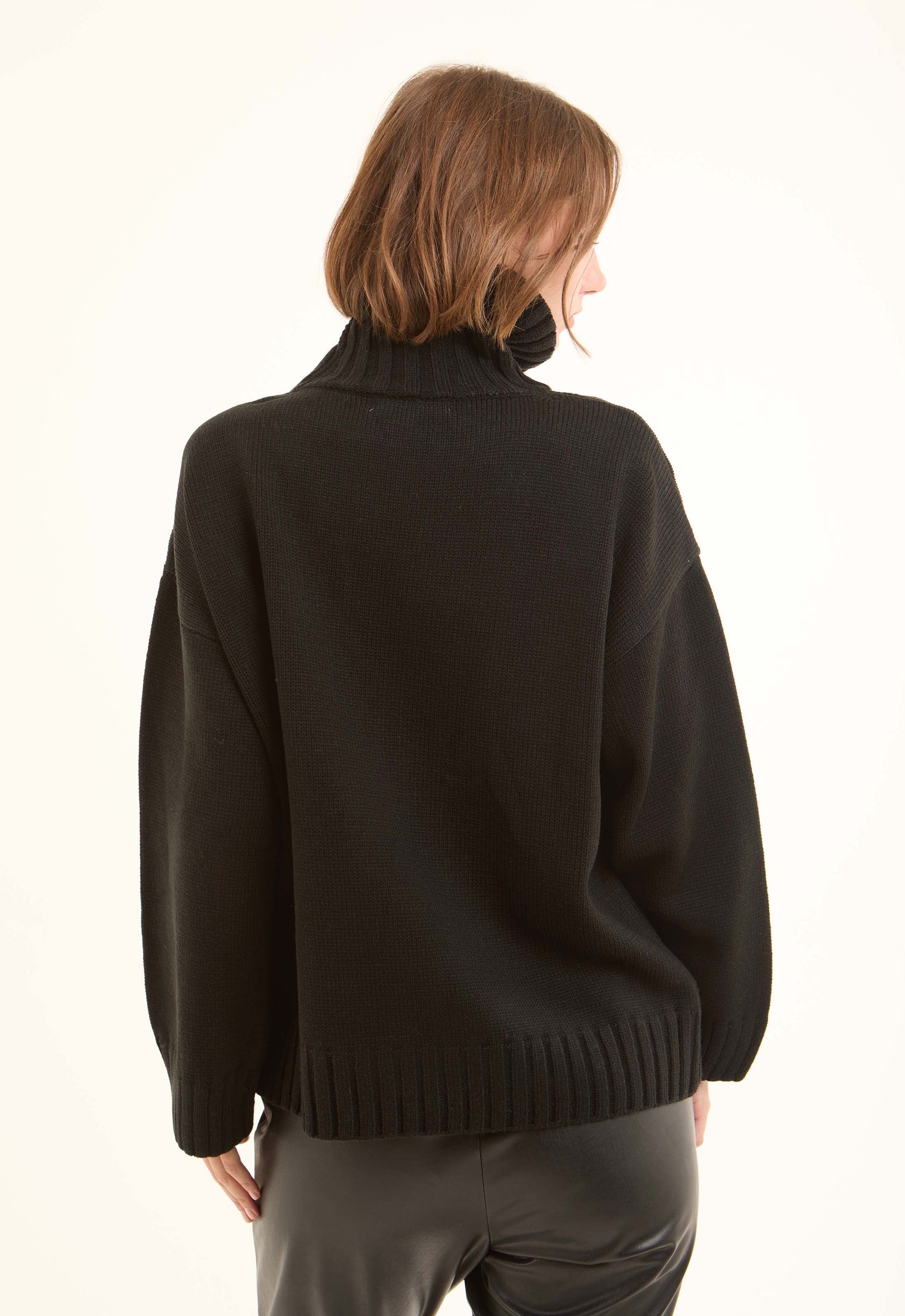 Ribbed Turtle Neck Basic Long Pullover