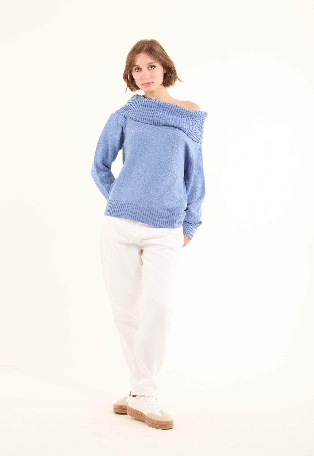 Long Sleeves Fashionable Off-Shoulders Pullover