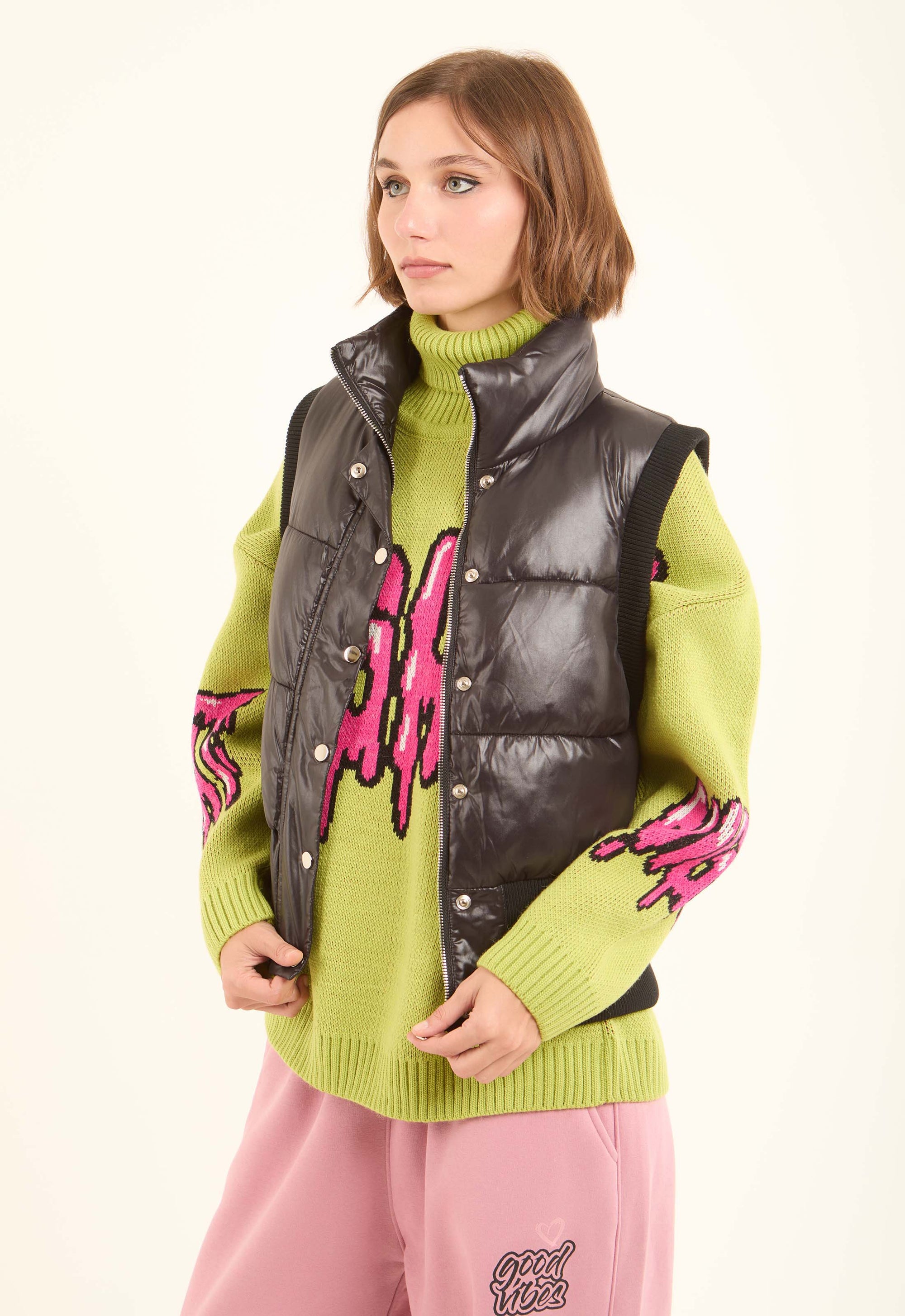 Sleeveless Puffer Vest with Double Closure