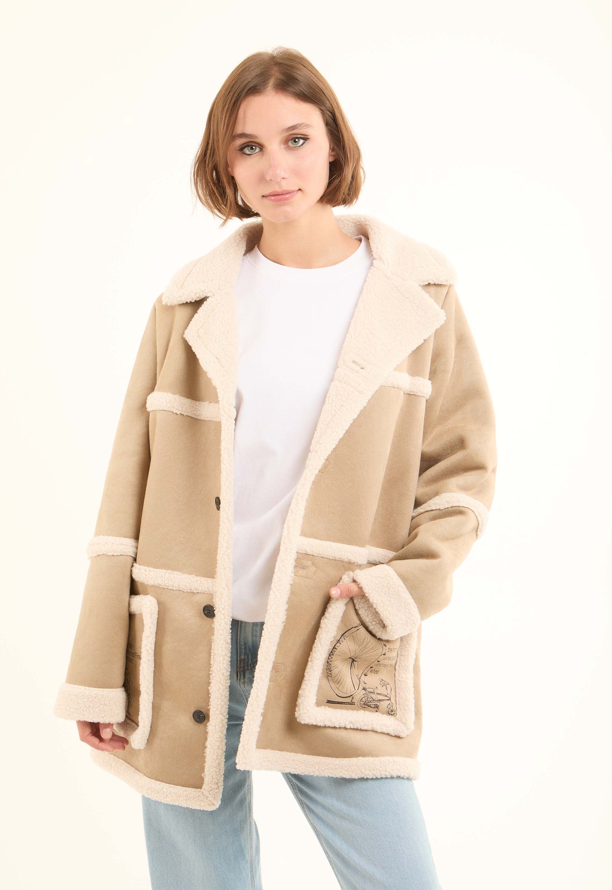 Contrast Pocket Fleece Jacket