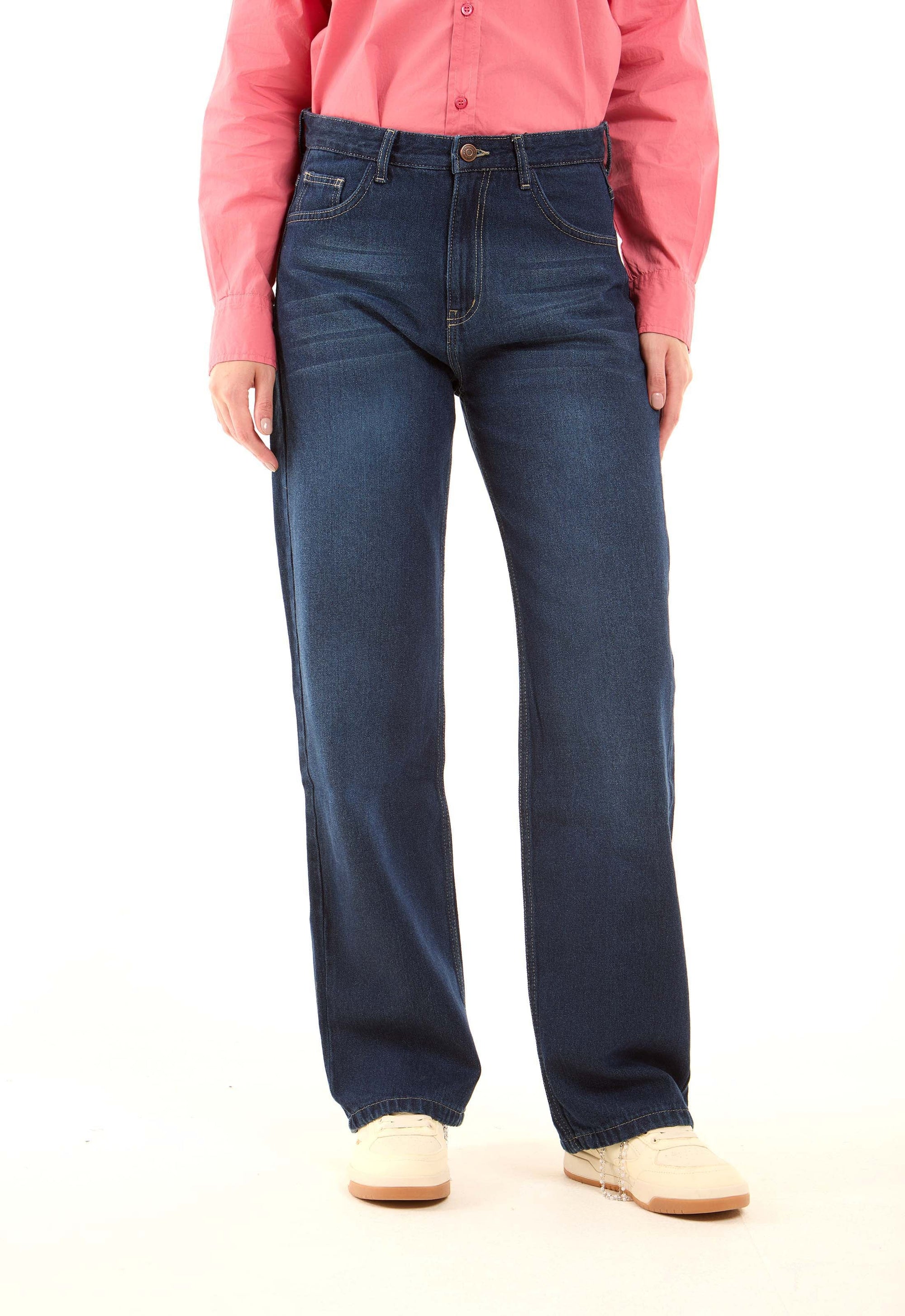 Classic Straight-Leg Denim Jeans