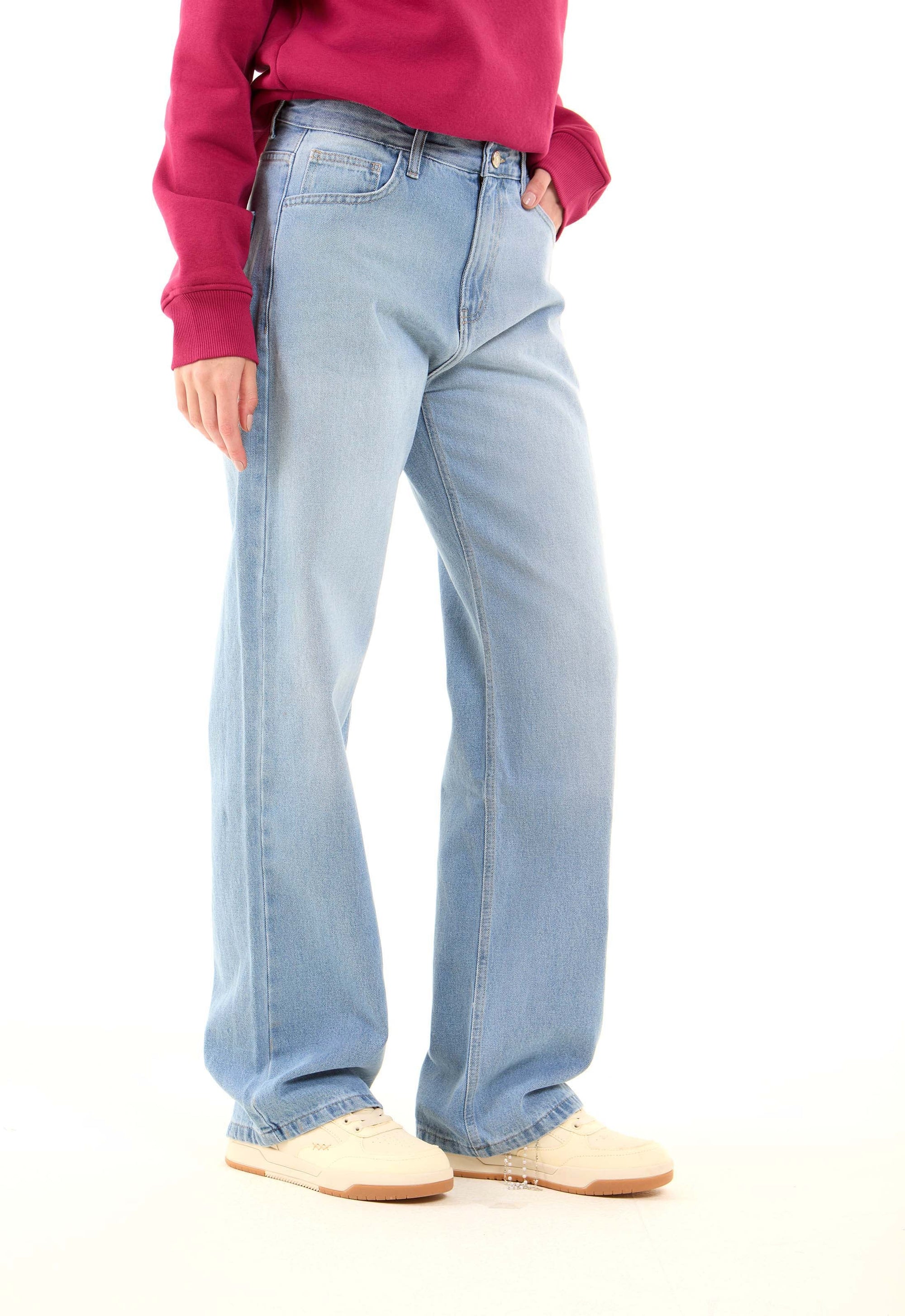 Classic Straight-Leg Denim Jeans