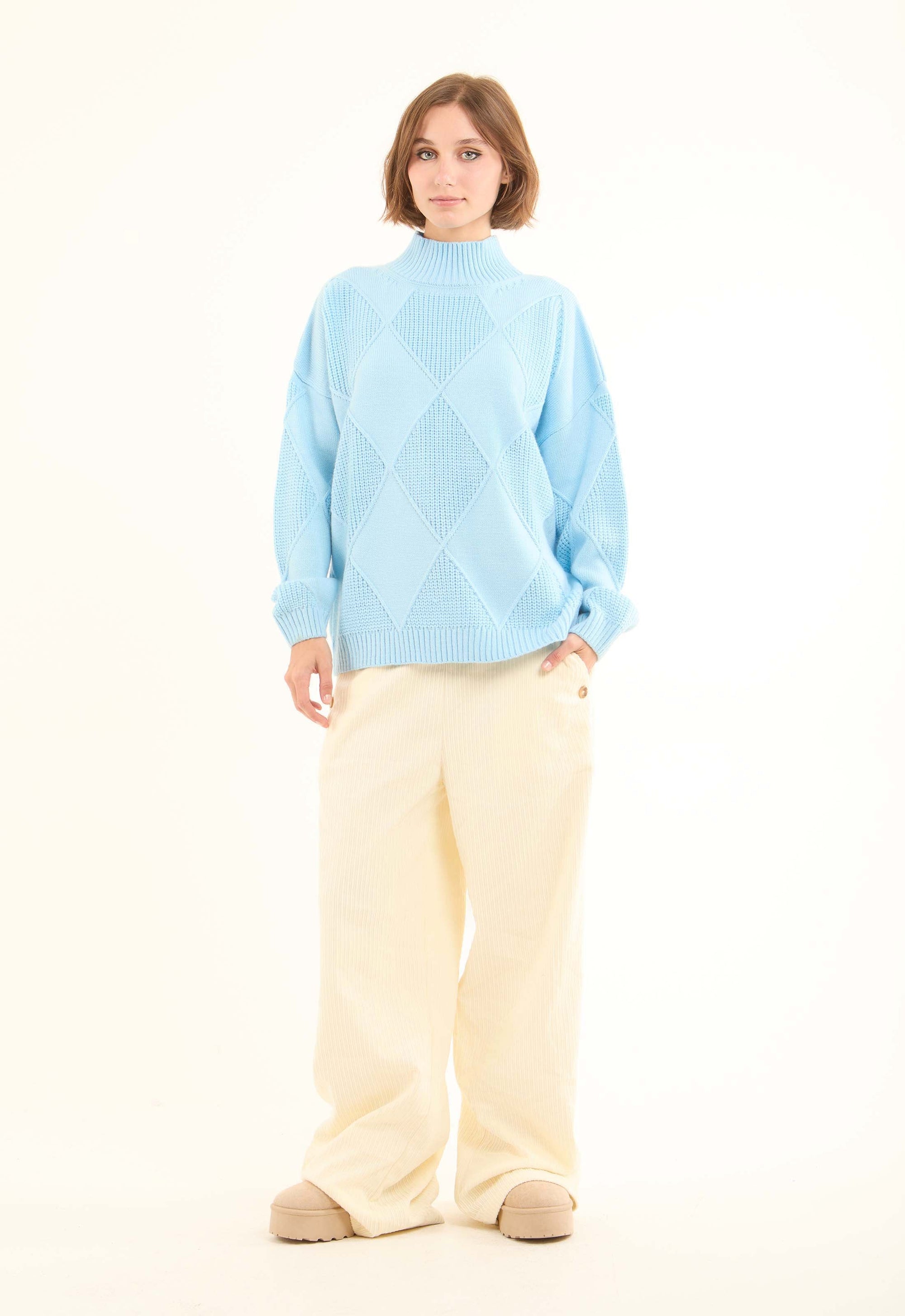 Chunky Knit Diamonds Winter Pullover