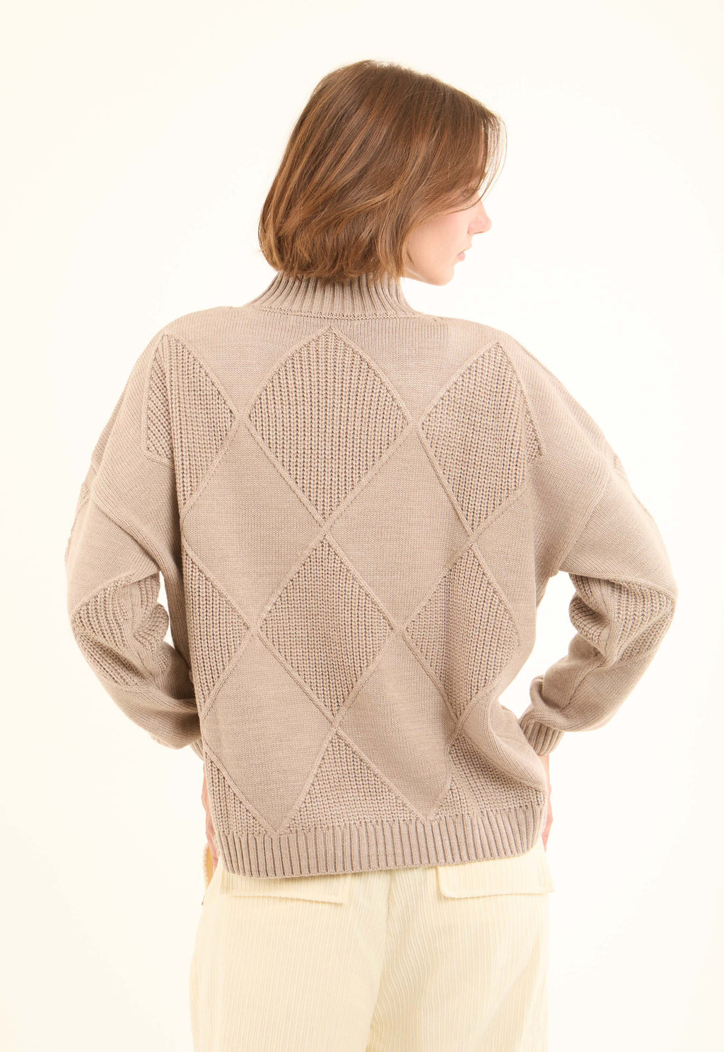Chunky Knit Diamonds Winter Pullover