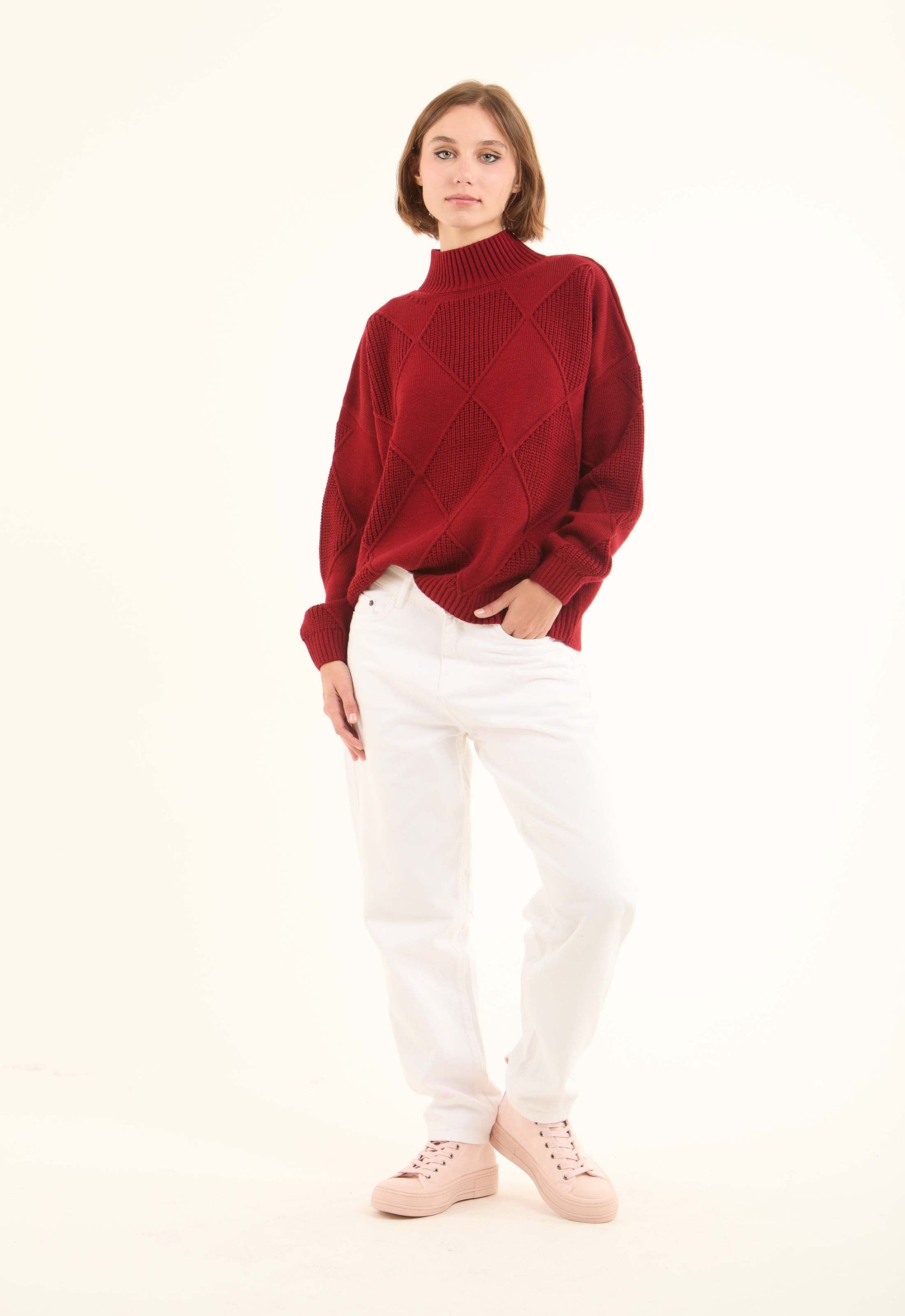 بلوفر شتوي سيمك محبوك بنقشة ماسات