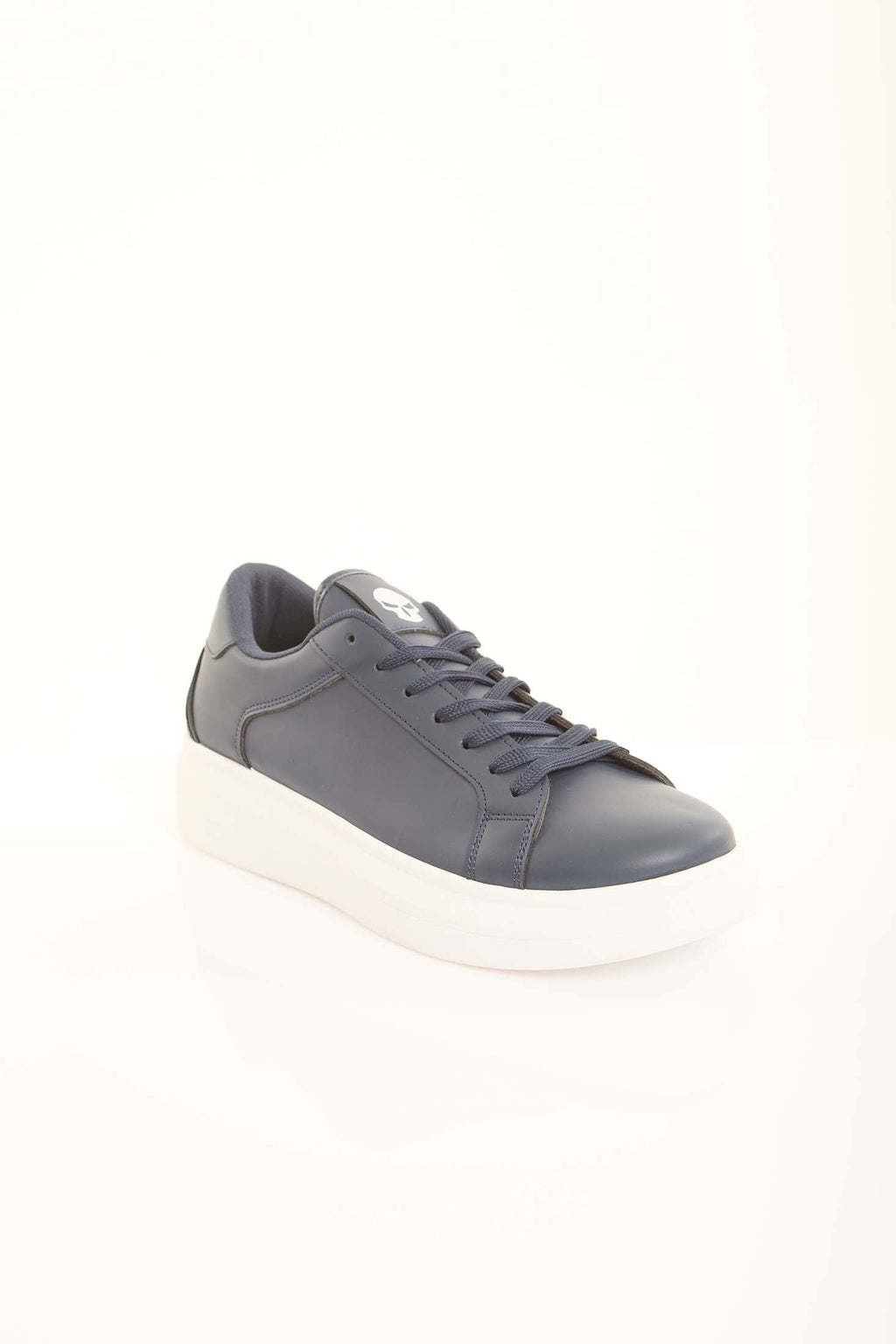 Classic Plain Panel Low-Top Trainers