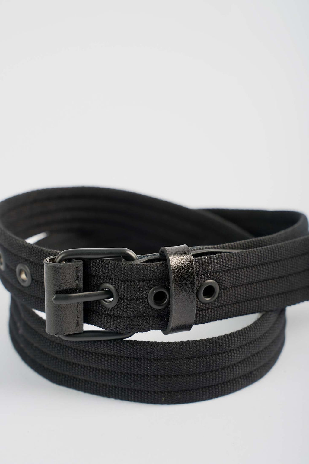 Textured Casual Belt with Layered Rib Design