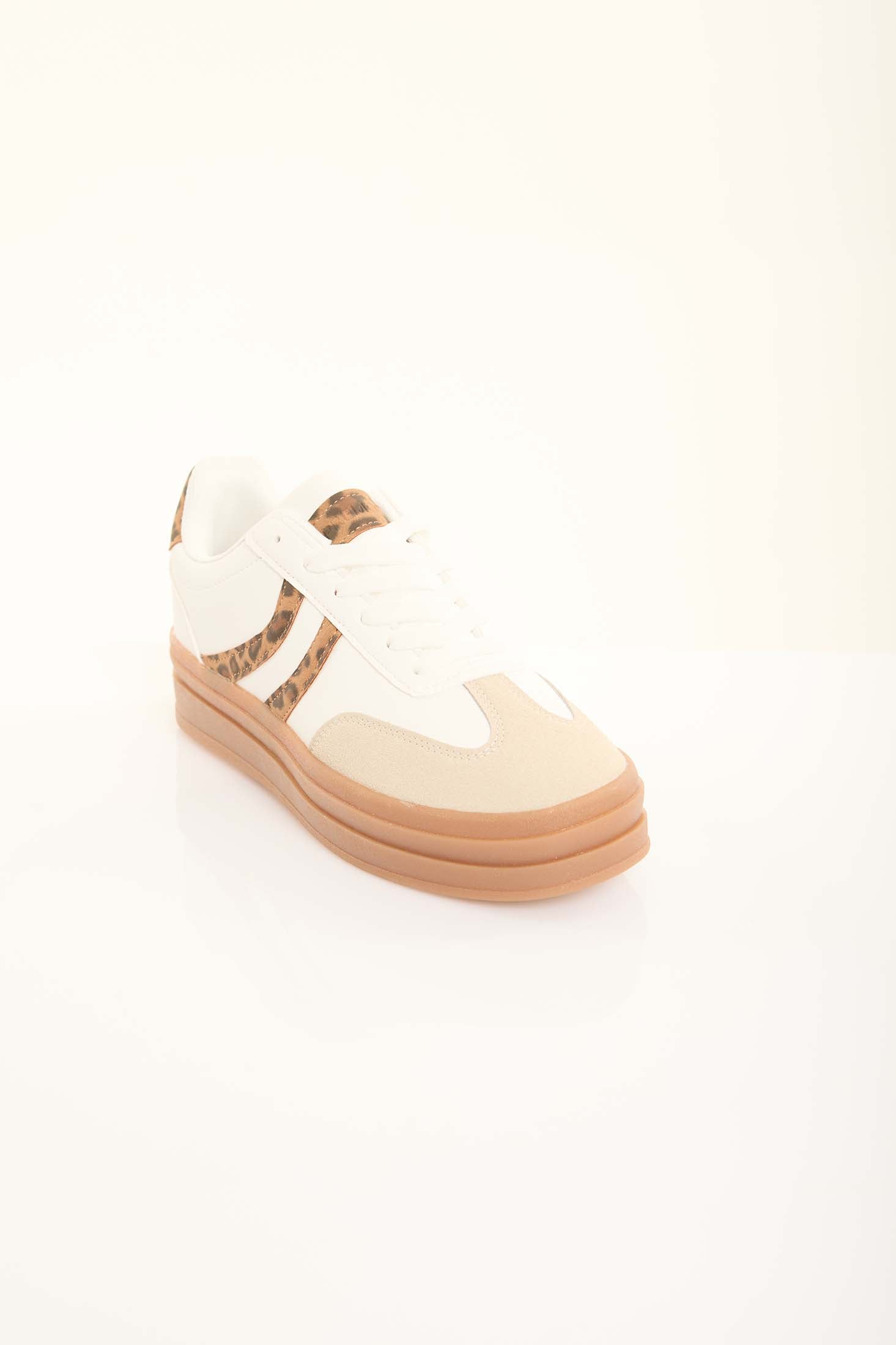 Mid-Sole Leather Shoes with Leopard Touch