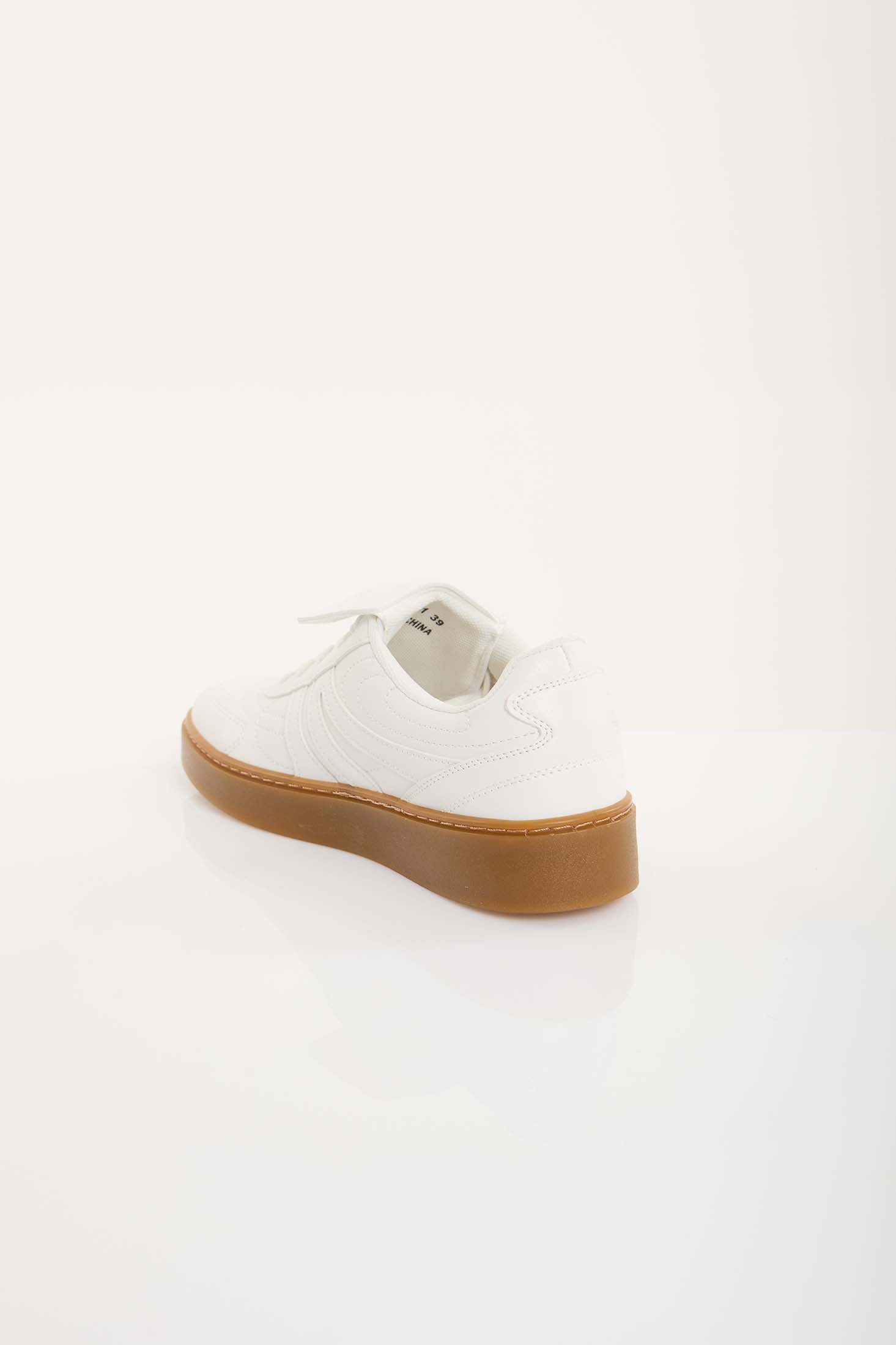 Leather Casual Shoes with Simple Stitches